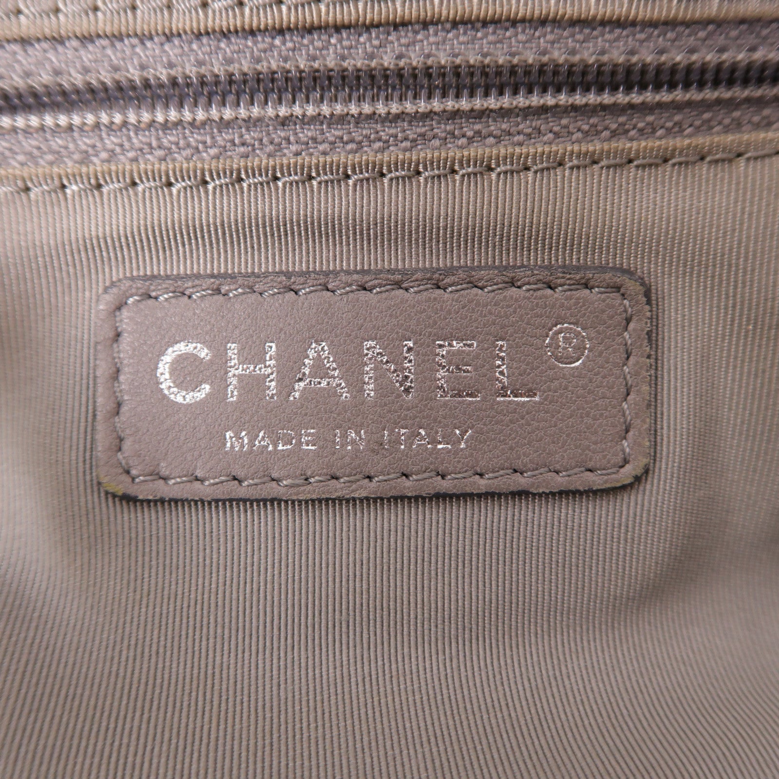 CHANEL 尼龍Chain Shoulder銀扣鏈帶肩背袋