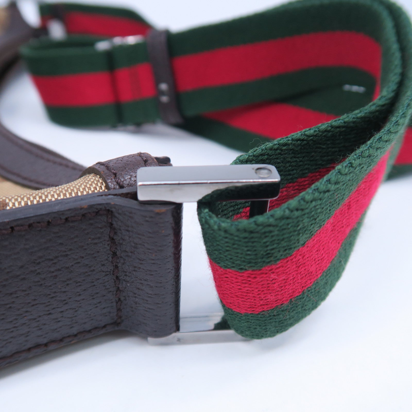 GUCCI 帆布Shoulder Bag銀扣肩背袋啡色