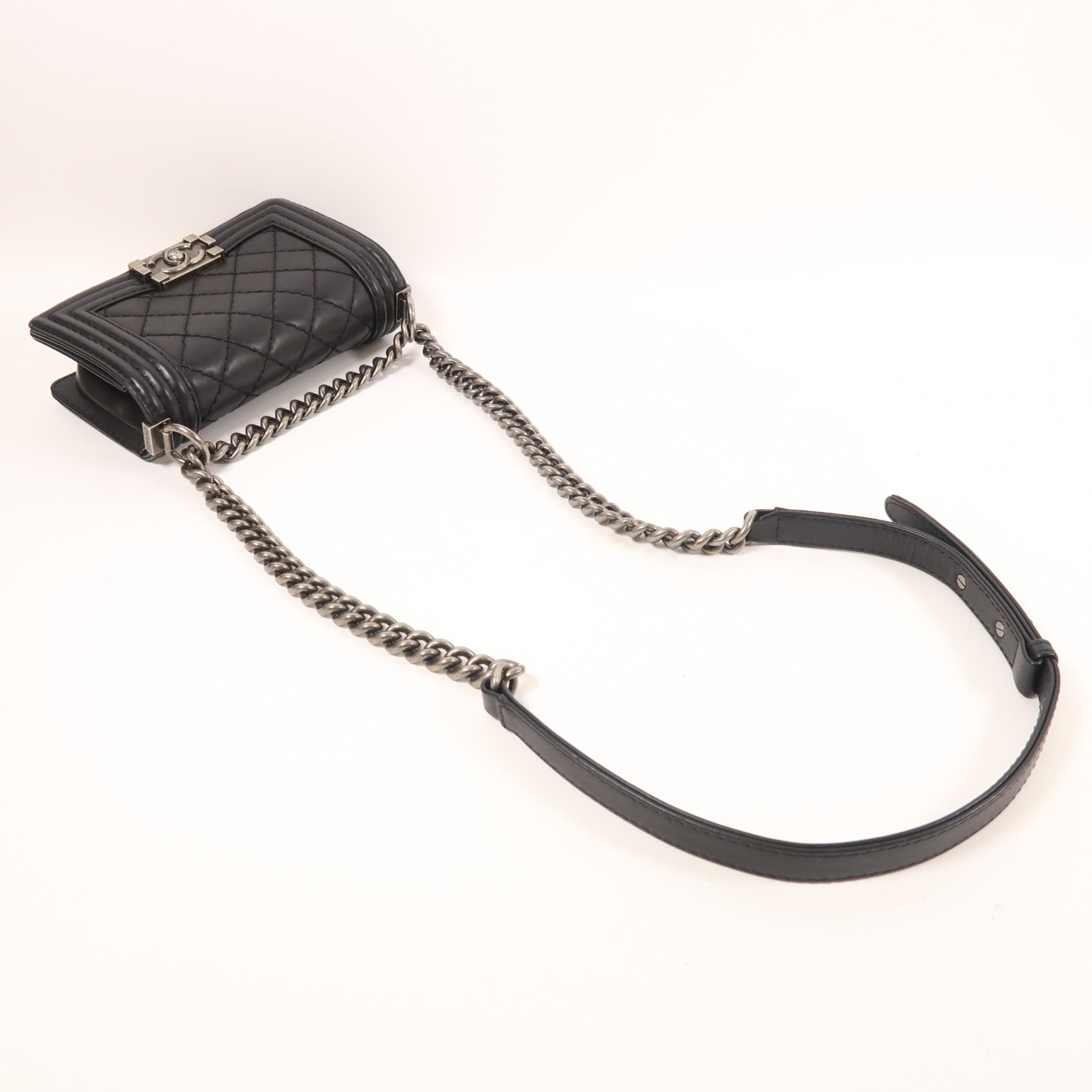 CHANEL 皮革Boy 20銀扣鏈帶肩背袋