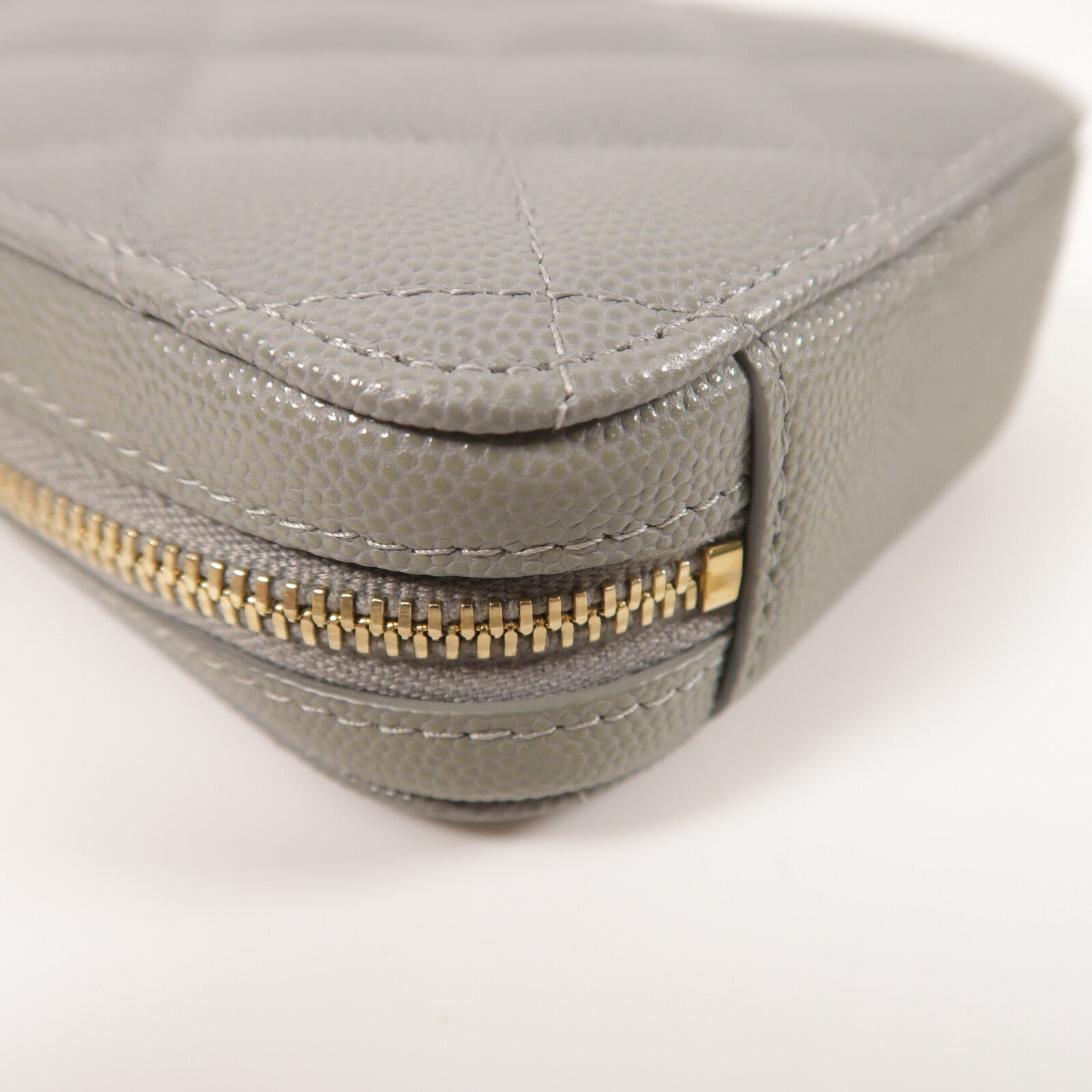 CHANEL 牛皮皮革Phone Bag金扣鏈帶肩背袋