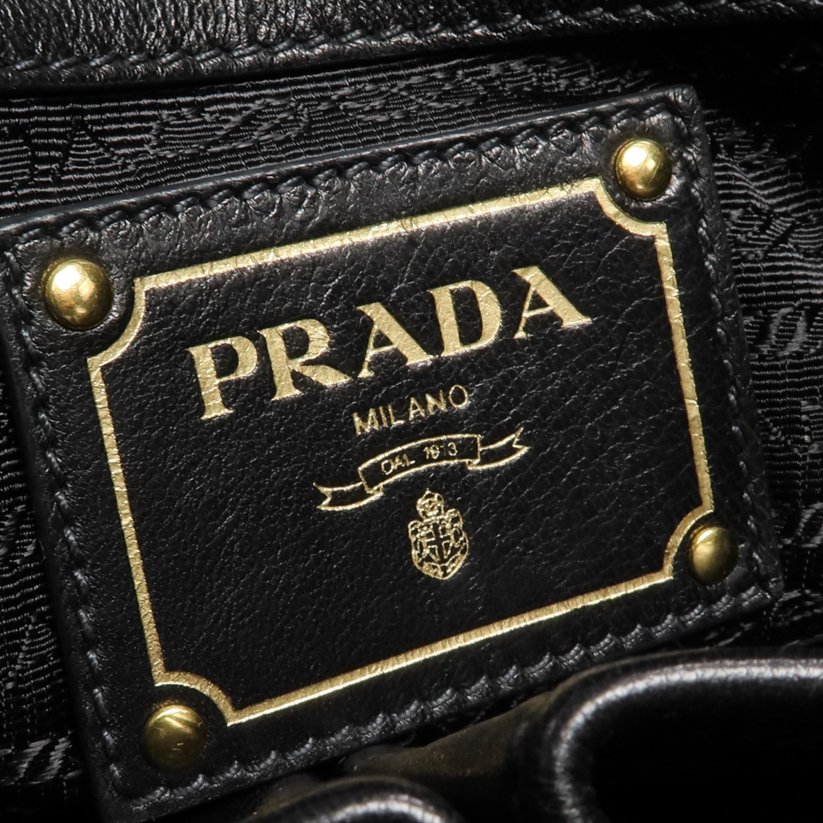 PRADA 羊皮皮革2 Way Shoulder金扣手挽肩背兩用袋