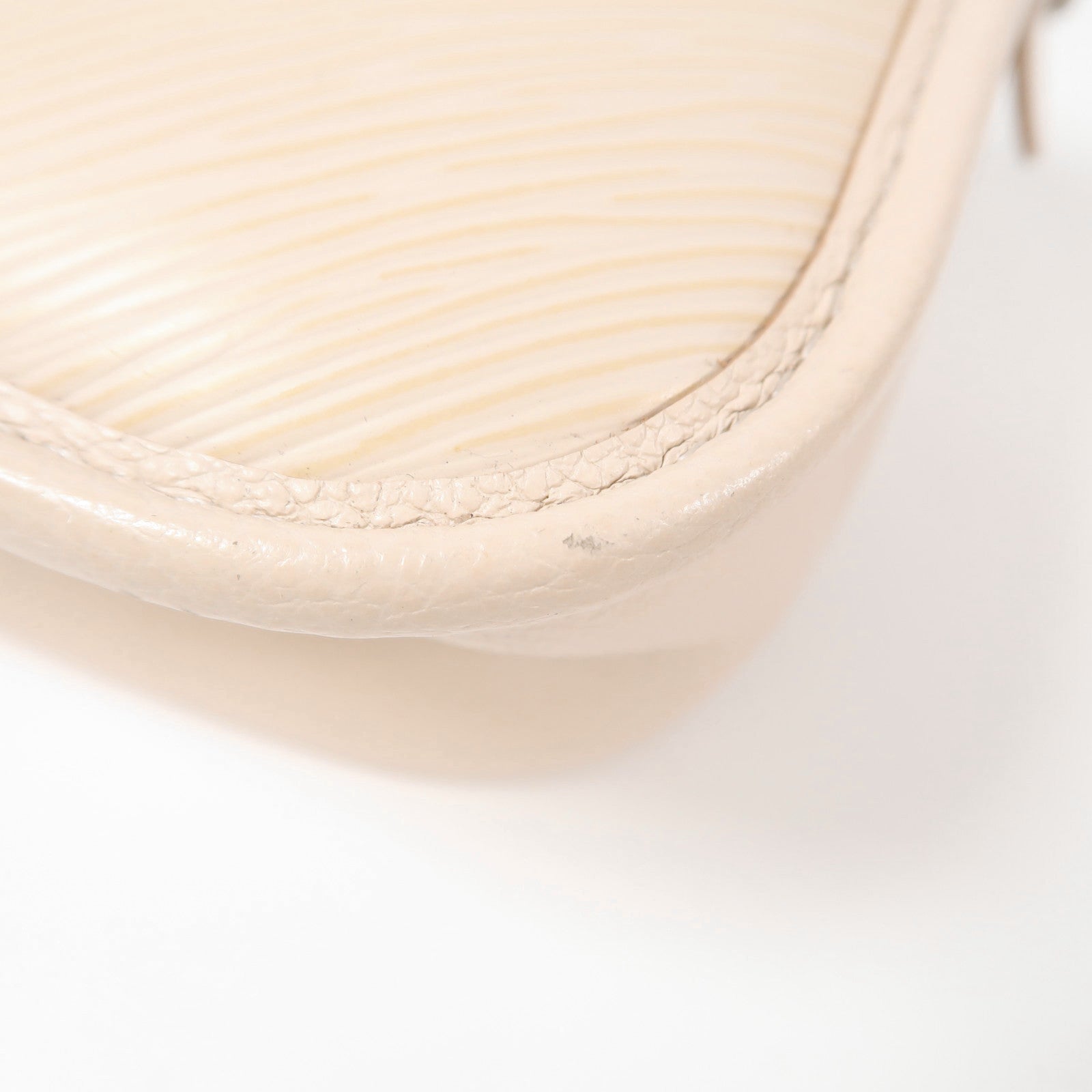 LOUIS VUITTON Epi Buci銀扣肩背袋米色