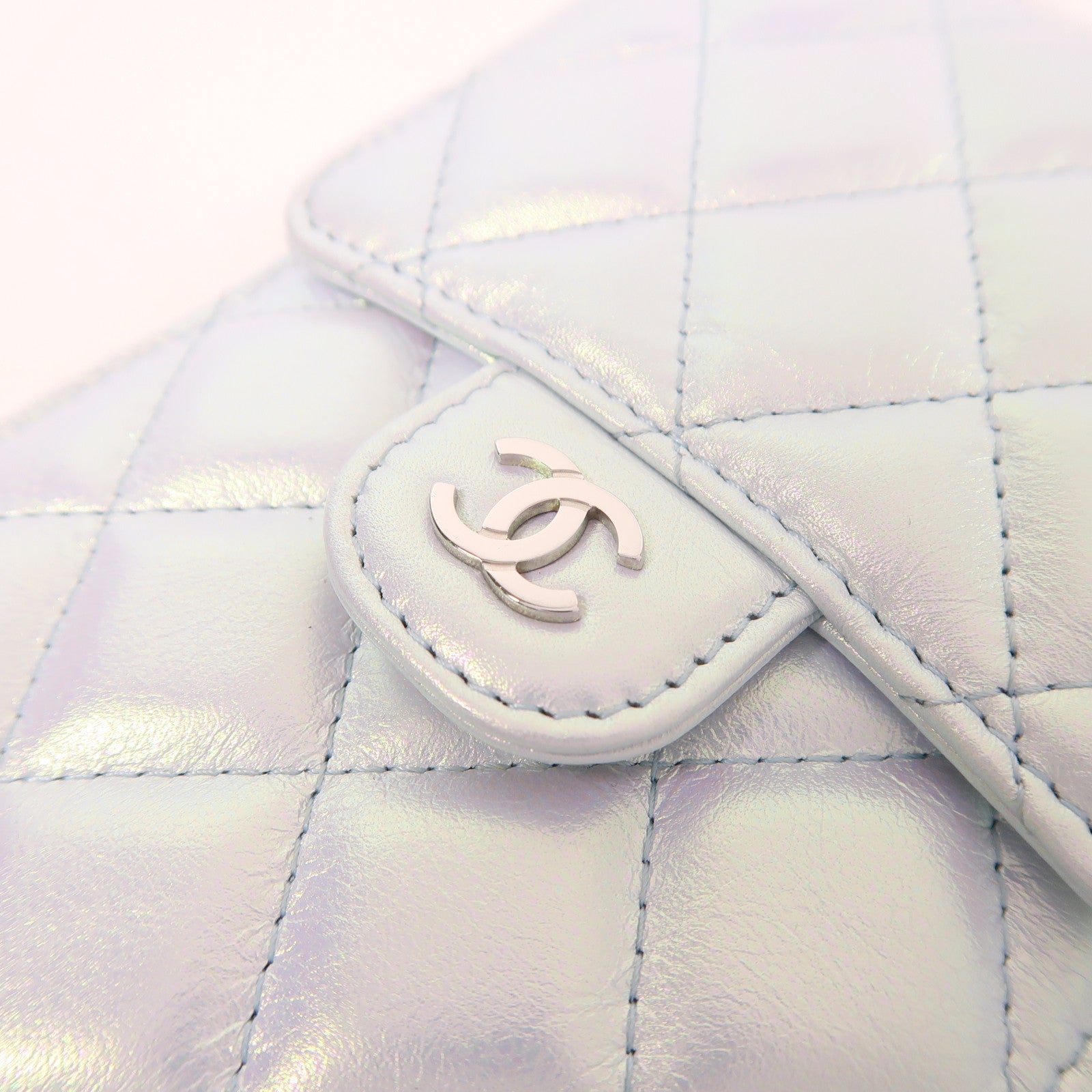 CHANEL 皮革Phone Holder銀扣鏈帶肩背袋