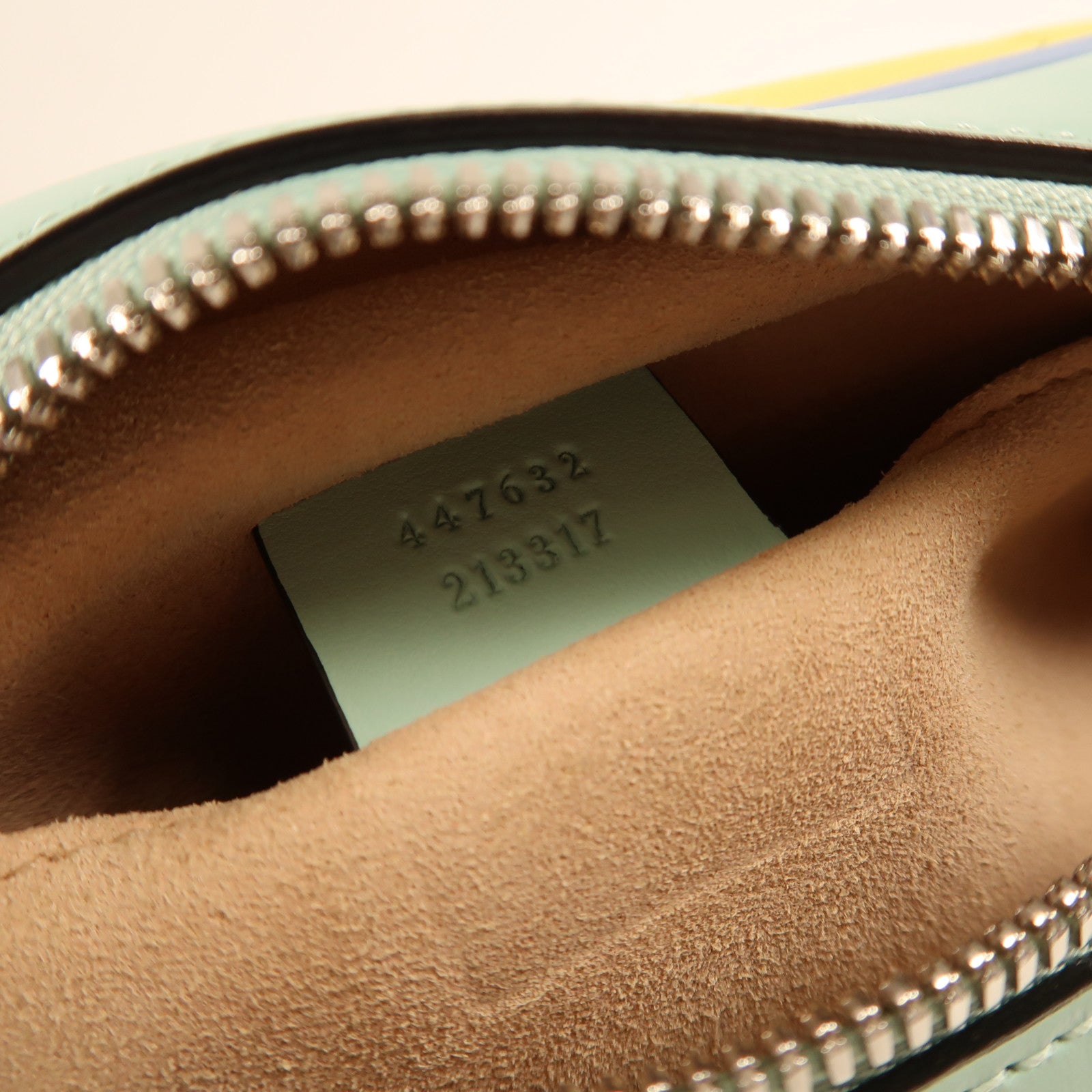 GUCCI 羊皮皮革GG Marmont銀扣鏈帶肩背袋