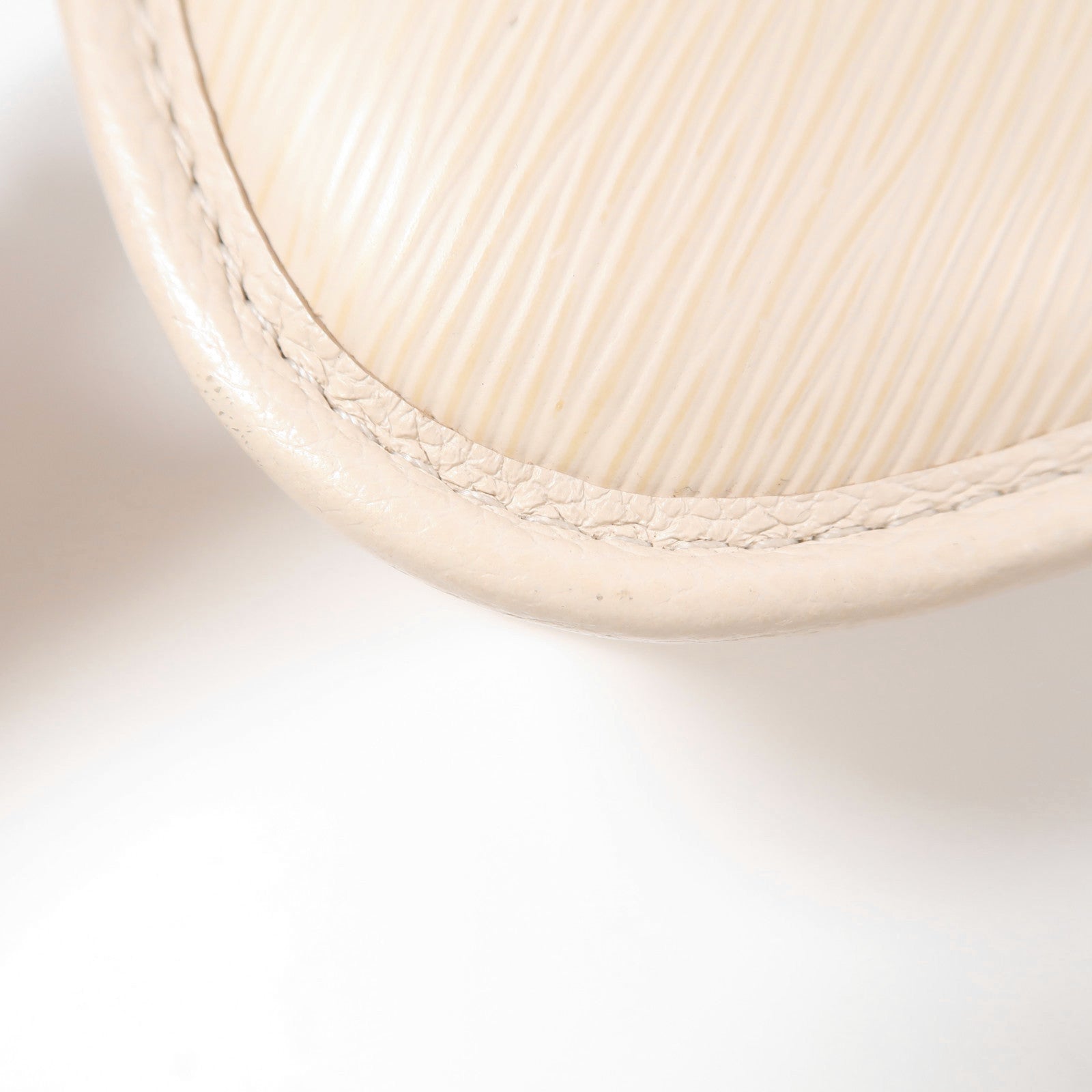 LOUIS VUITTON Epi Buci銀扣肩背袋米色