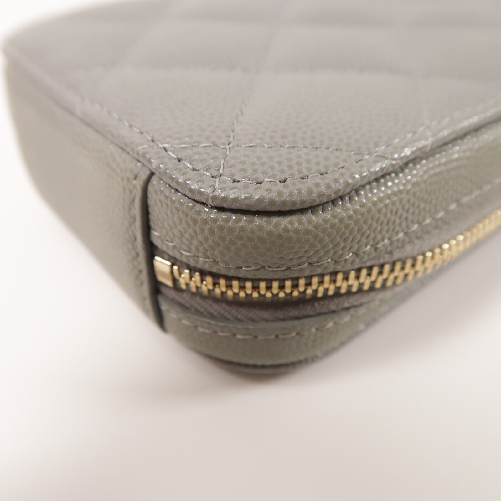 CHANEL 牛皮皮革Phone Bag金扣鏈帶肩背袋