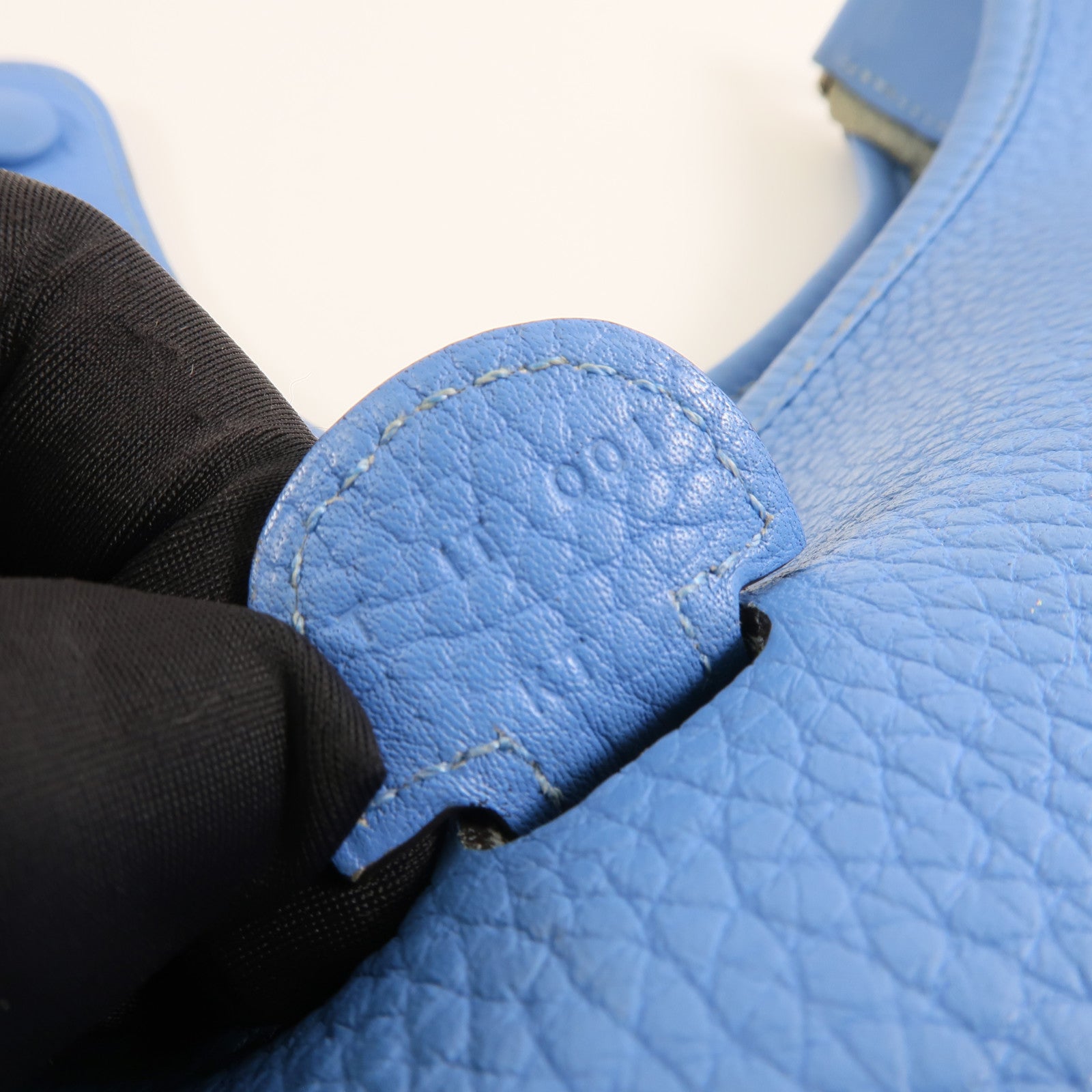 HERMES PHW Evelyne PM Shoulder Bag Taurillon Clemence Leather Bleu Paradis