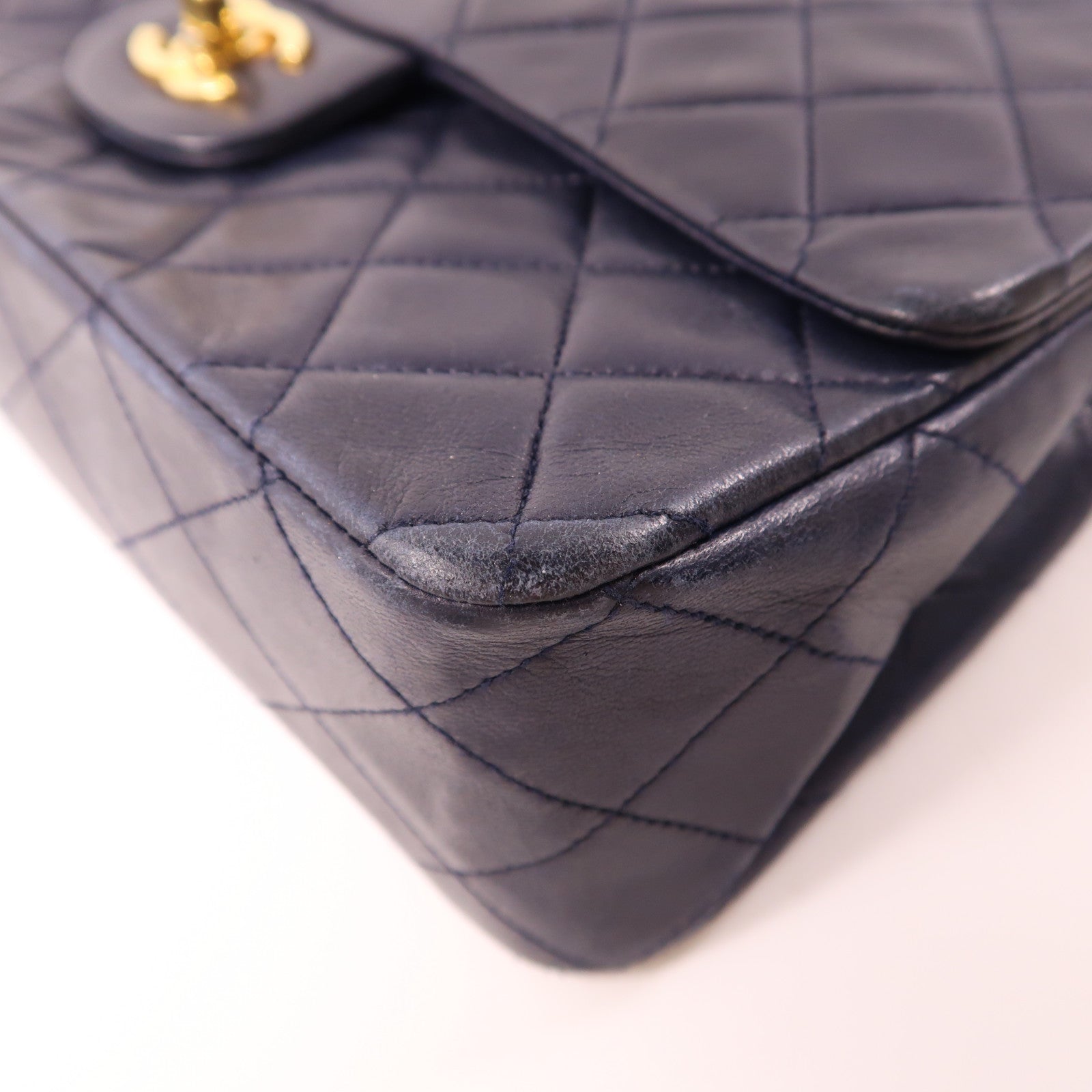 CHANEL 羊皮皮革Handbag金扣手挽袋深藍色