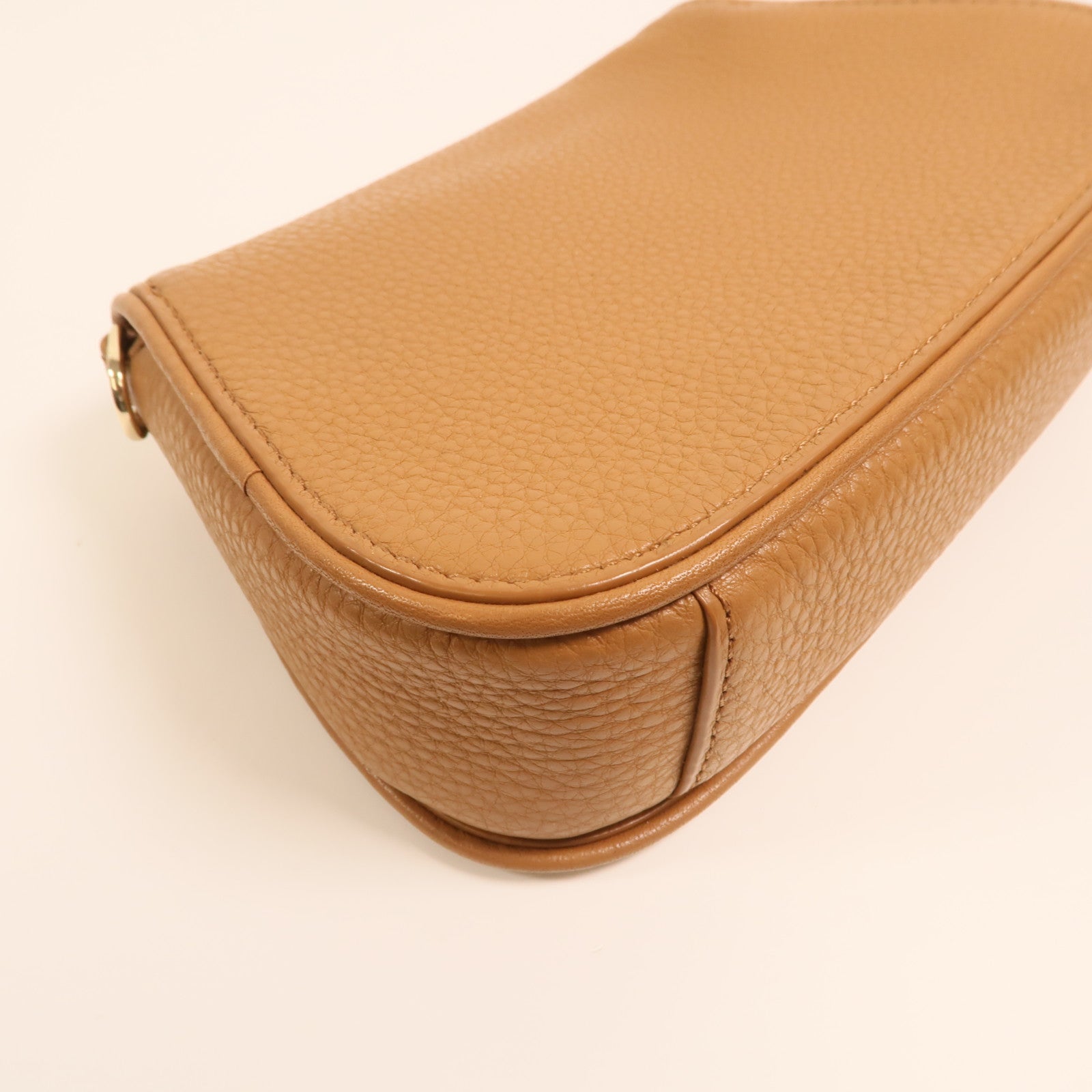 Tory Burch 牛皮皮革Shoulder Bag金扣肩背袋