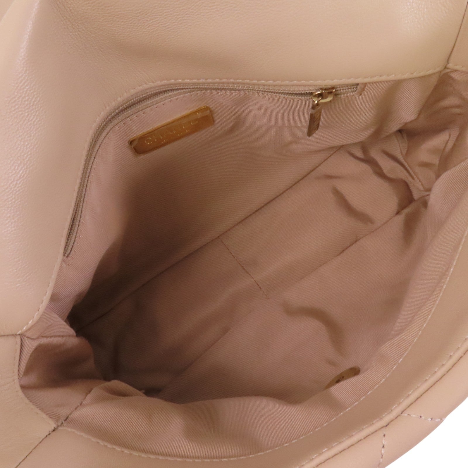 CHANEL 羊皮皮革C19金扣鏈帶手挽肩背兩用袋