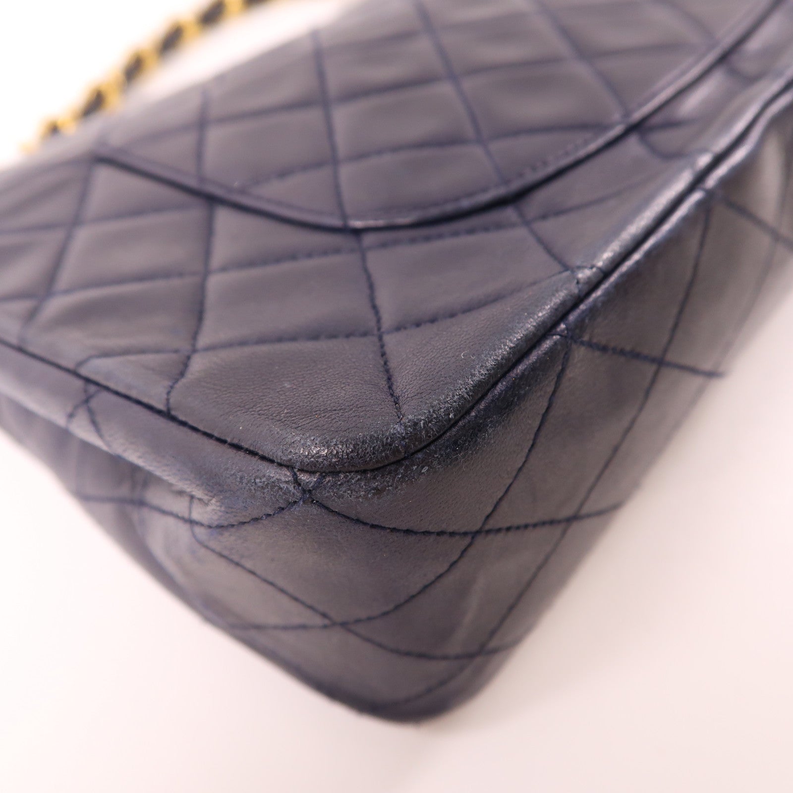 CHANEL 羊皮皮革Handbag金扣手挽袋深藍色