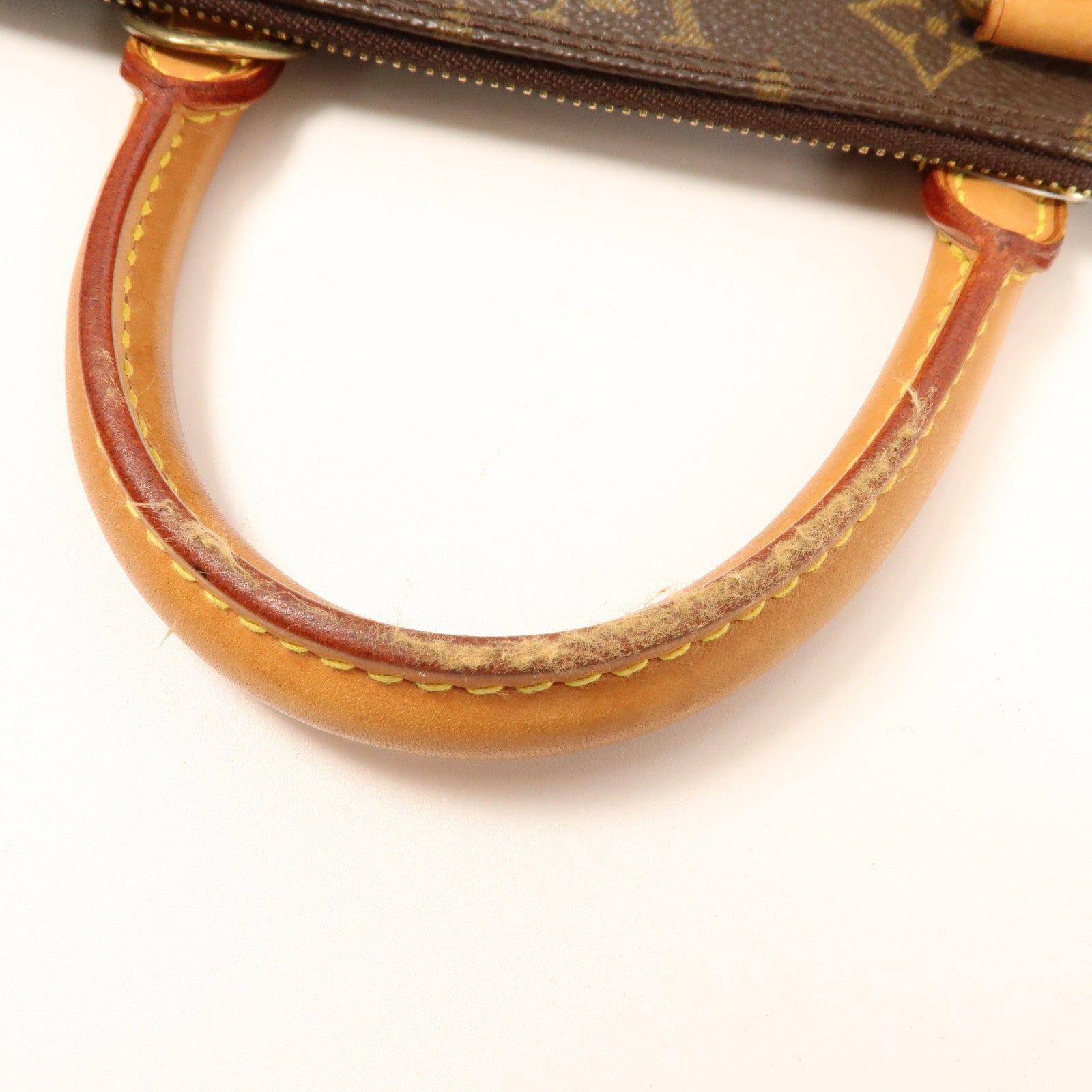 LOUIS VUITTON Monogram Alma金扣手挽袋