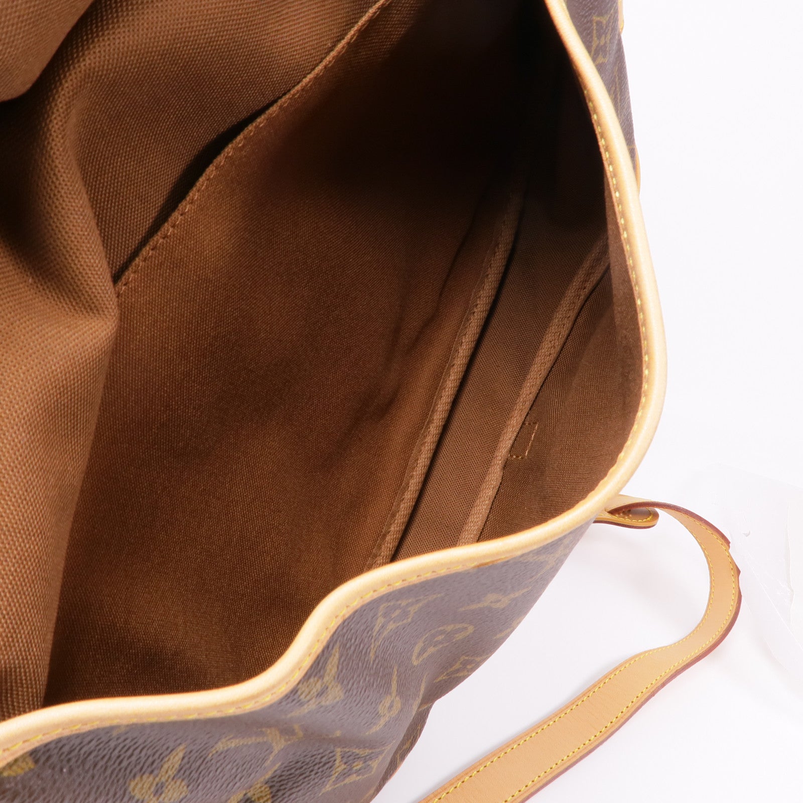 LOUIS VUITTON Monogram Saumur 30金扣肩背袋
