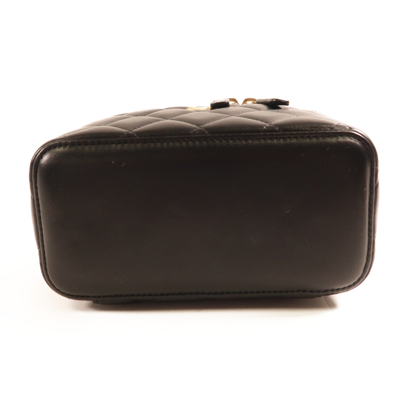 CHANEL 羊皮皮革Vanity Case金扣鏈帶肩背袋