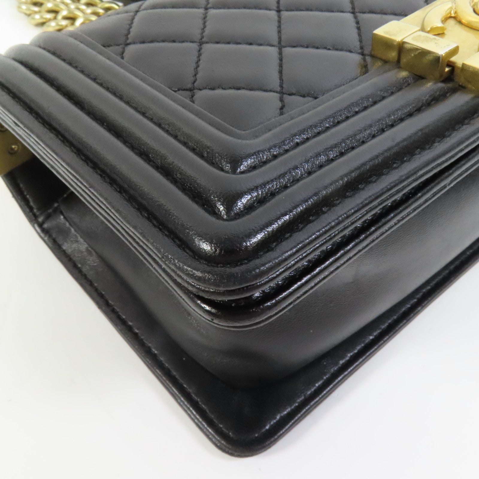 CHANEL 羊皮皮革Boy 20金扣鏈帶肩背袋