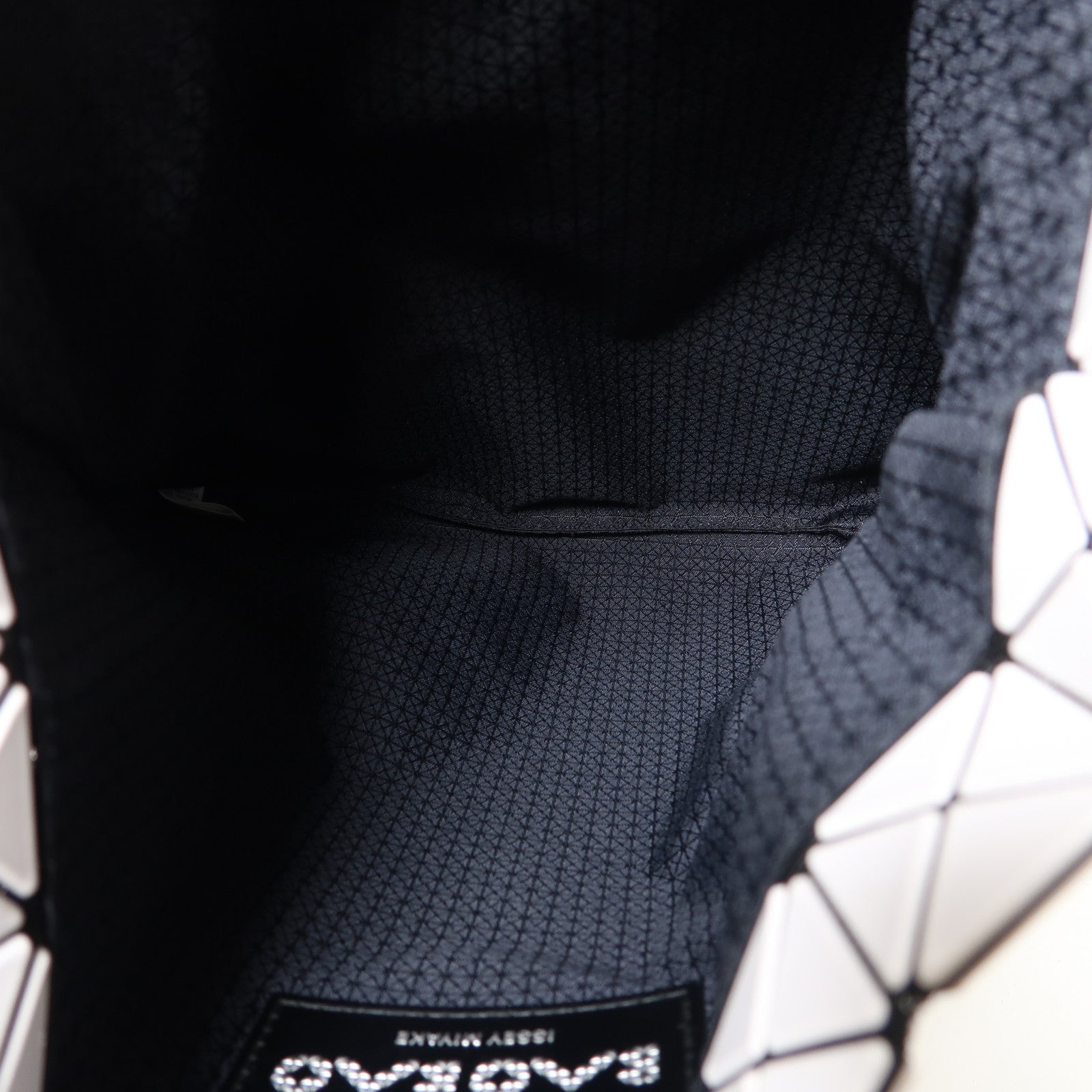 ISSEY MIYAKE PVC Shoulder Bag肩背袋白色
