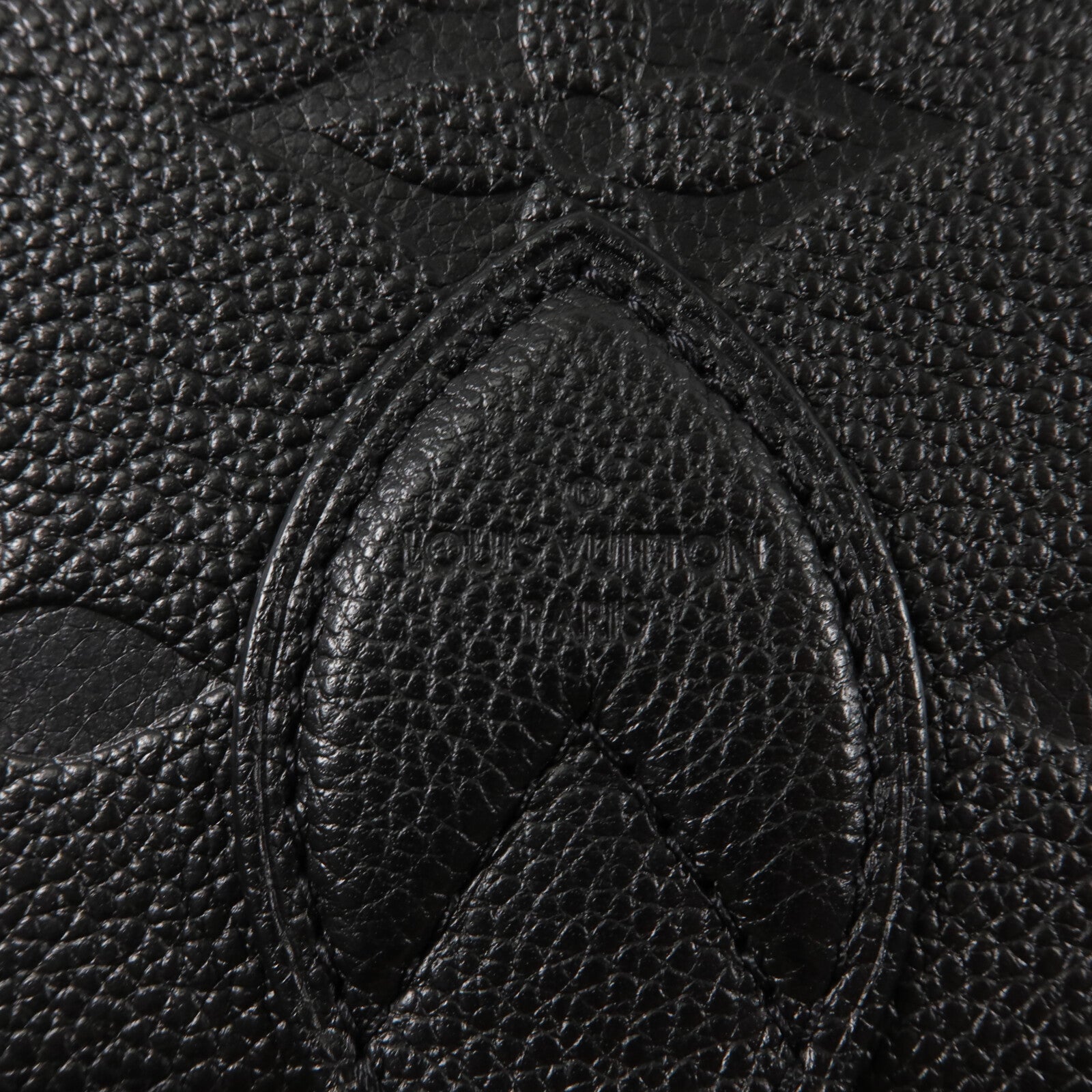 LOUIS VUITTON Monogram Empreinte Diane肩背袋