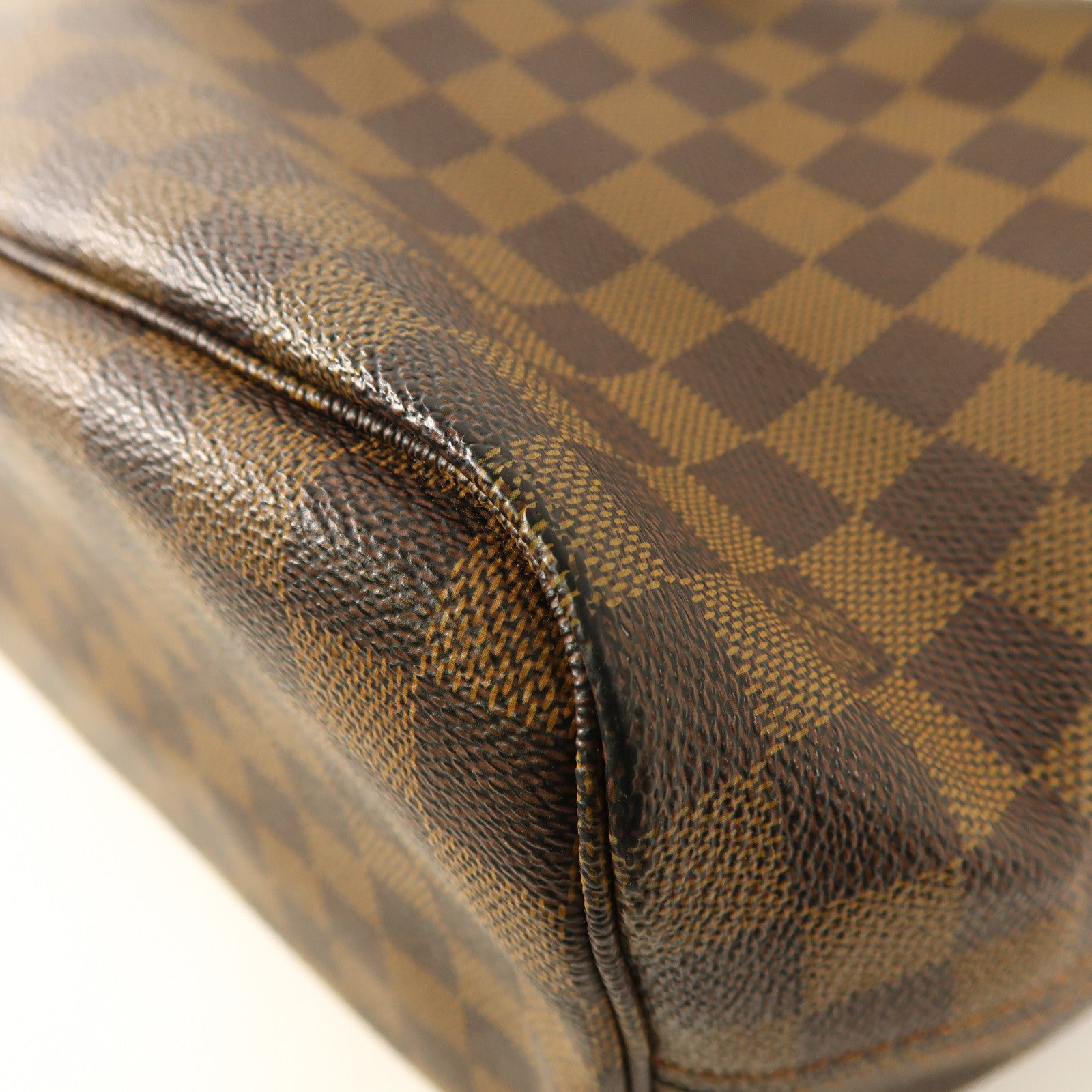 LOUIS VUITTON Damier Neverfull MM金扣手挽袋棕色