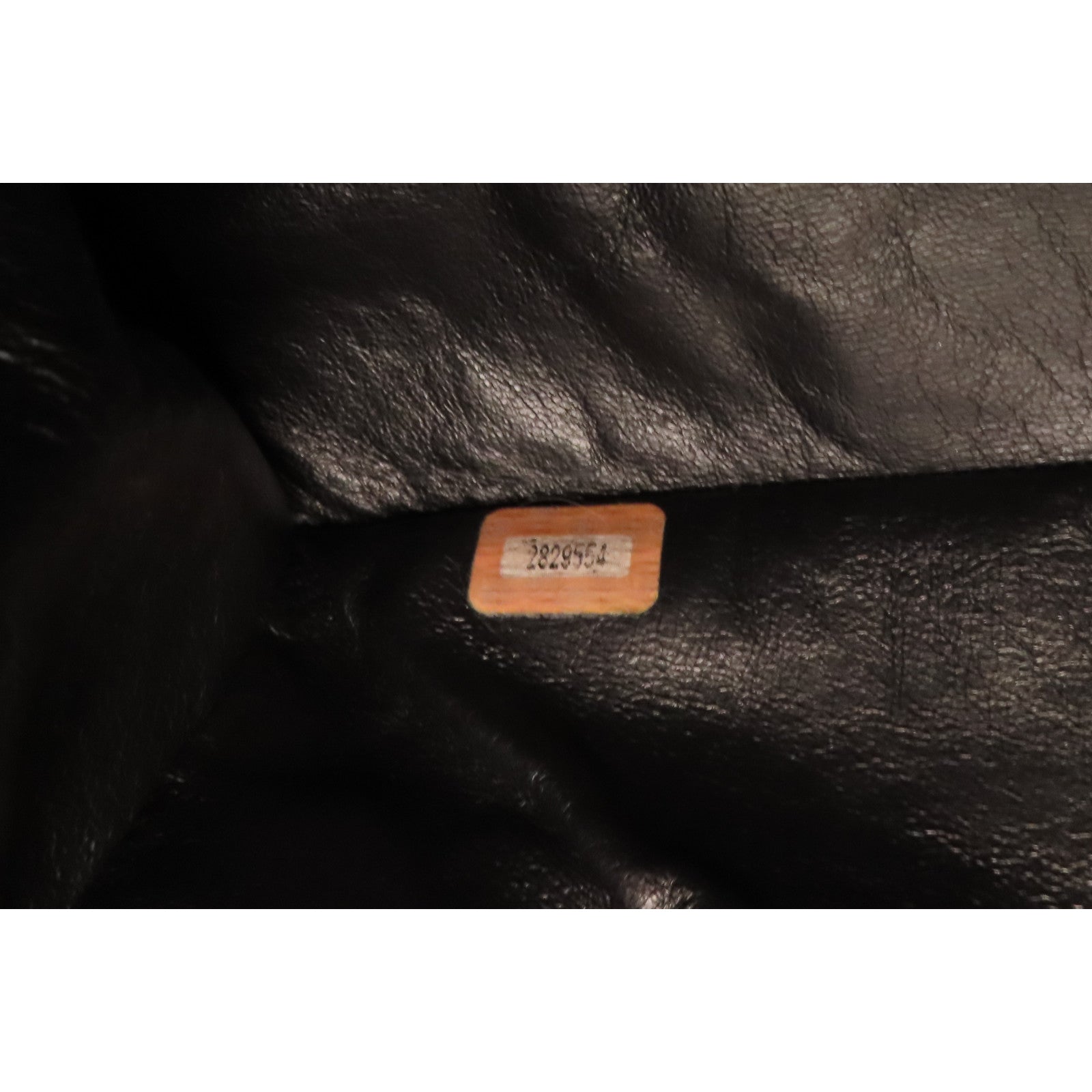 CHANEL 皮革Shoulder Tote金扣肩背袋/手挽袋