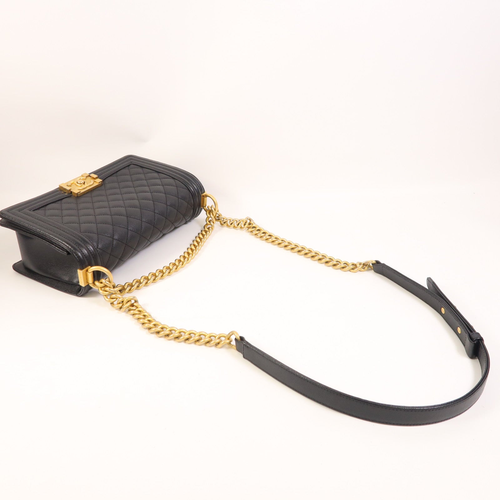 CHANEL 牛皮皮革Boy 25金扣鏈帶肩背袋