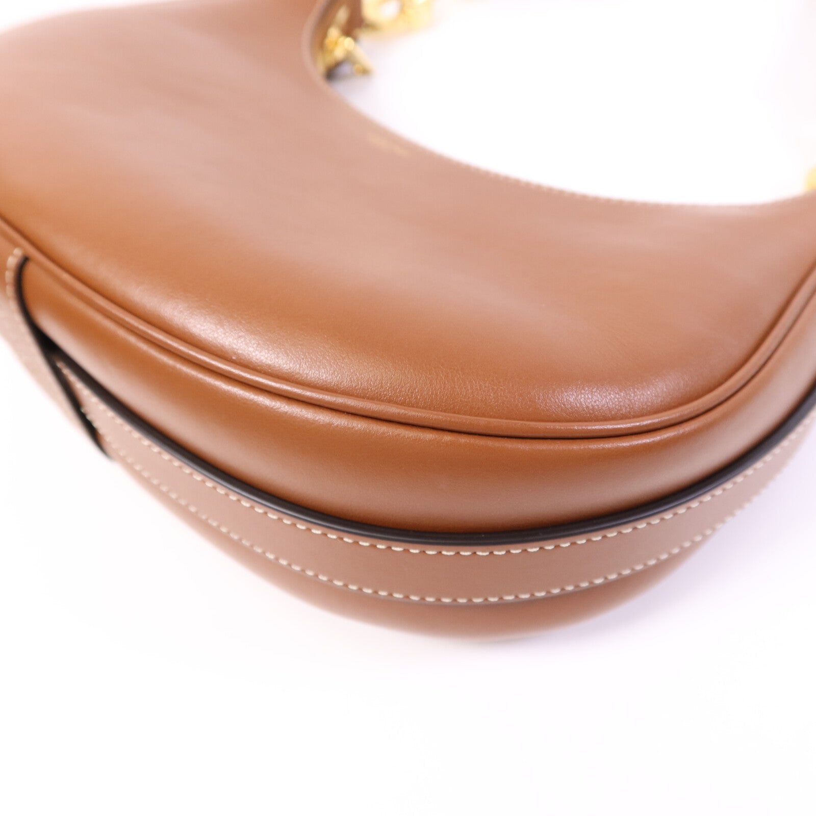 CELINE 牛皮皮革Ava金扣肩背袋