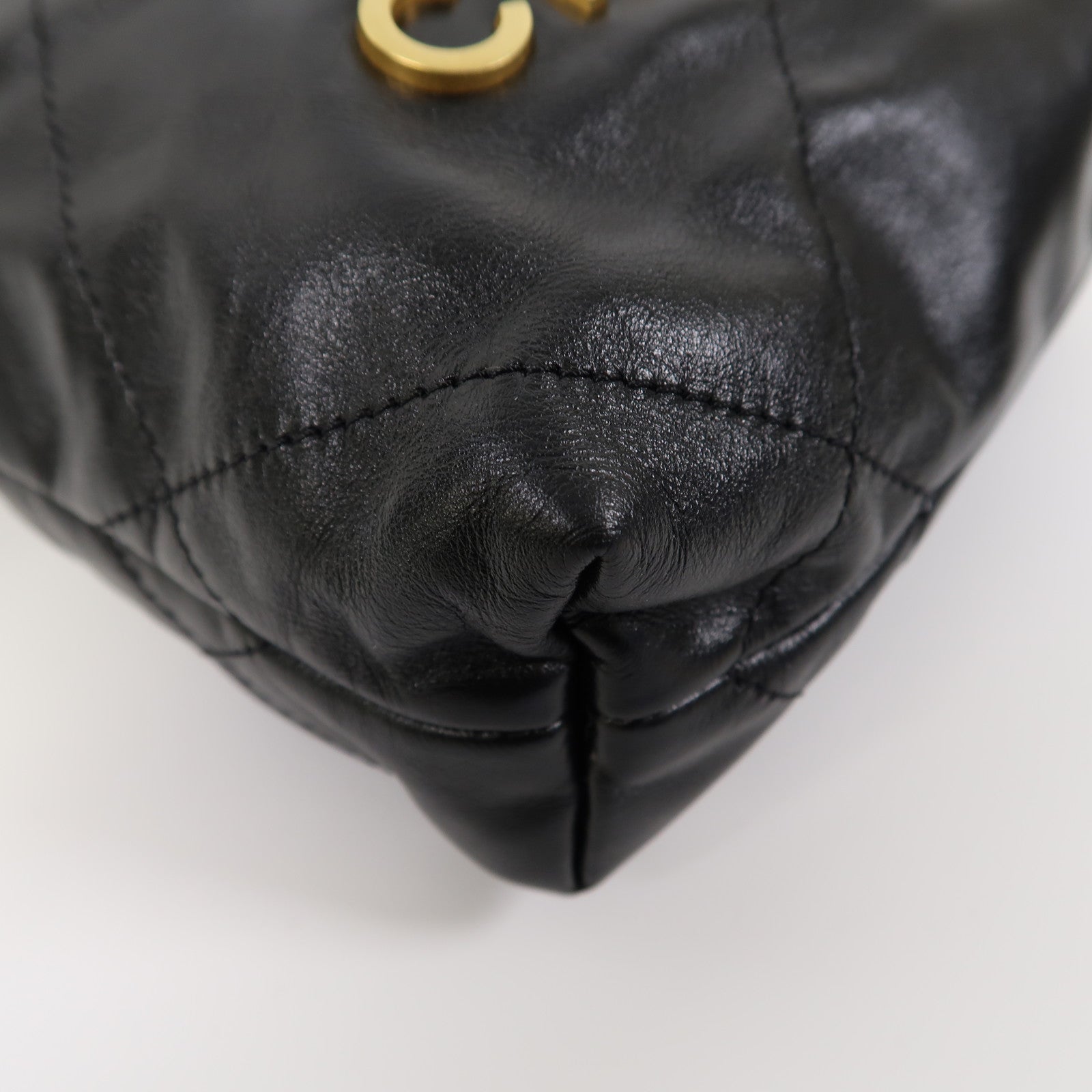CHANEL 菱格牛皮皮革Mini 22鏈帶肩背袋黑色