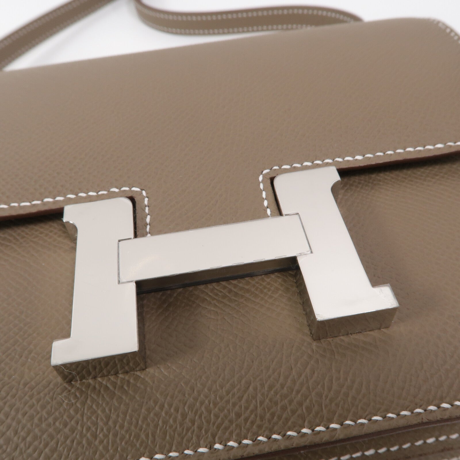 HERMES Epsom皮革Constance Mini肩背袋Etoupe