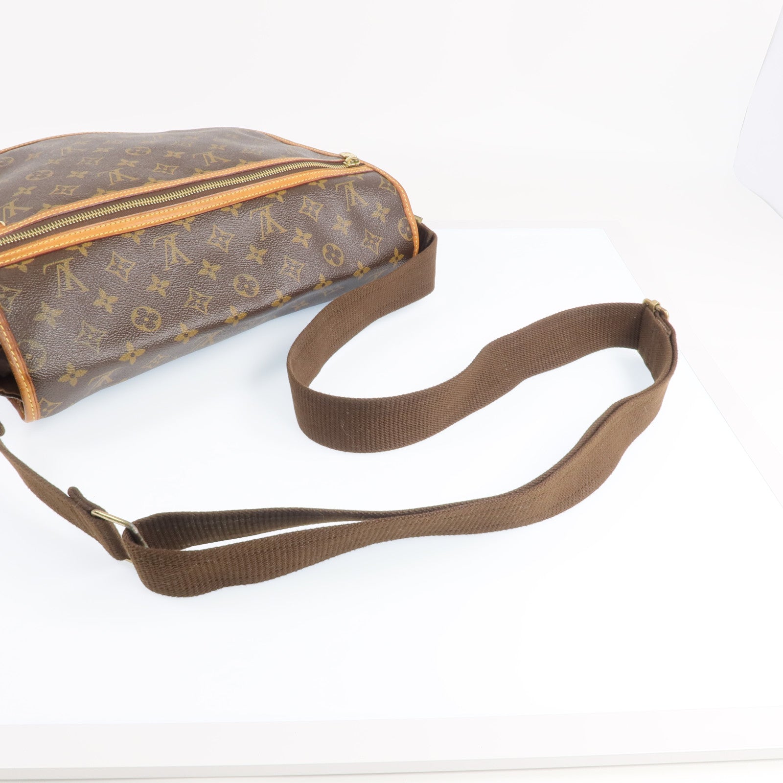 LOUIS VUITTON Monogram Bosphore金扣肩背袋棕色