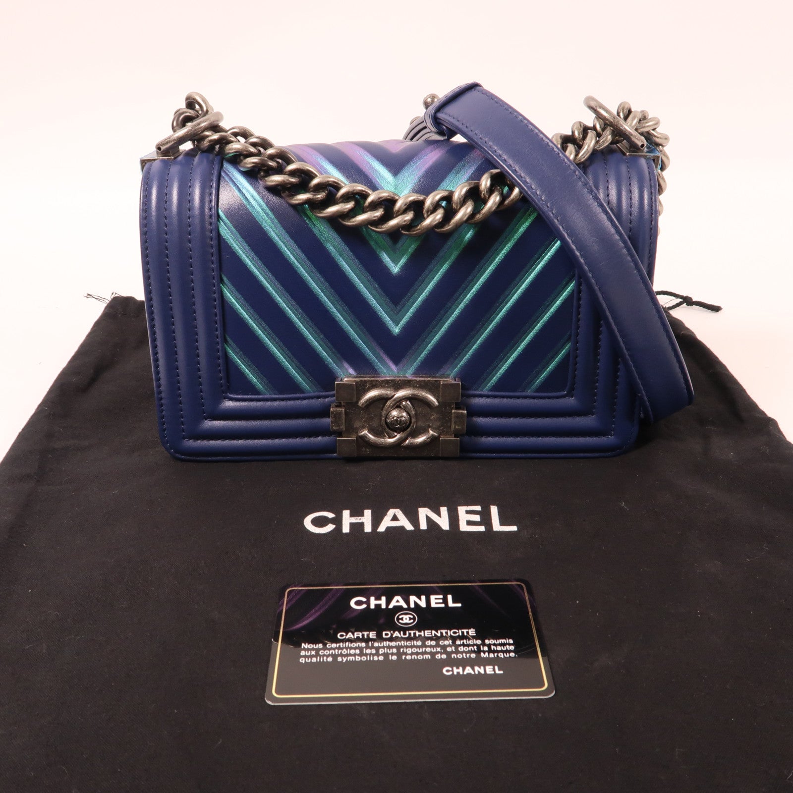 CHANEL 【激減優惠】斜紋牛皮皮革Boy 20銀扣鏈帶肩背袋藍色