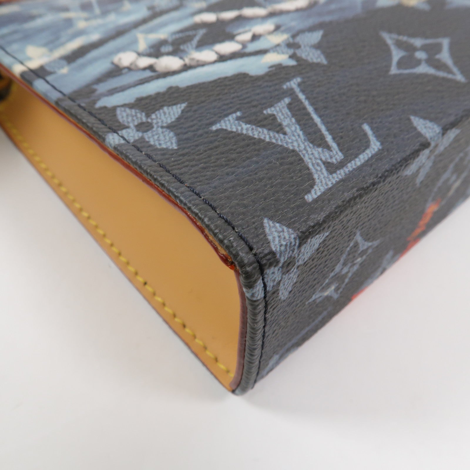 LOUIS VUITTON Monogram Surfin Gaston Wearable Wallet肩背袋