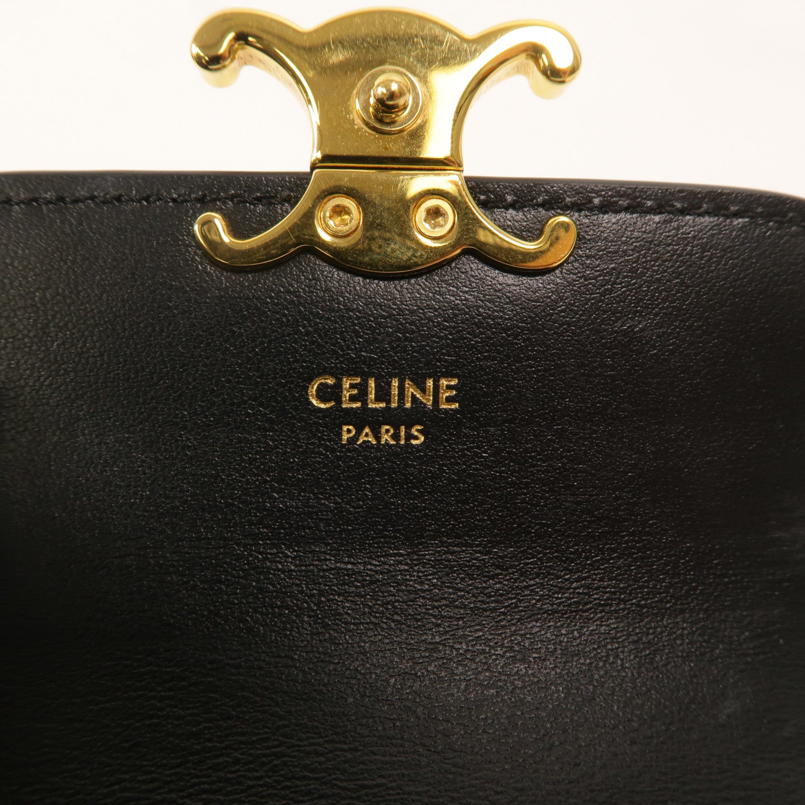 CELINE 牛皮皮革Card Holder With Flap Triomphe卡片套