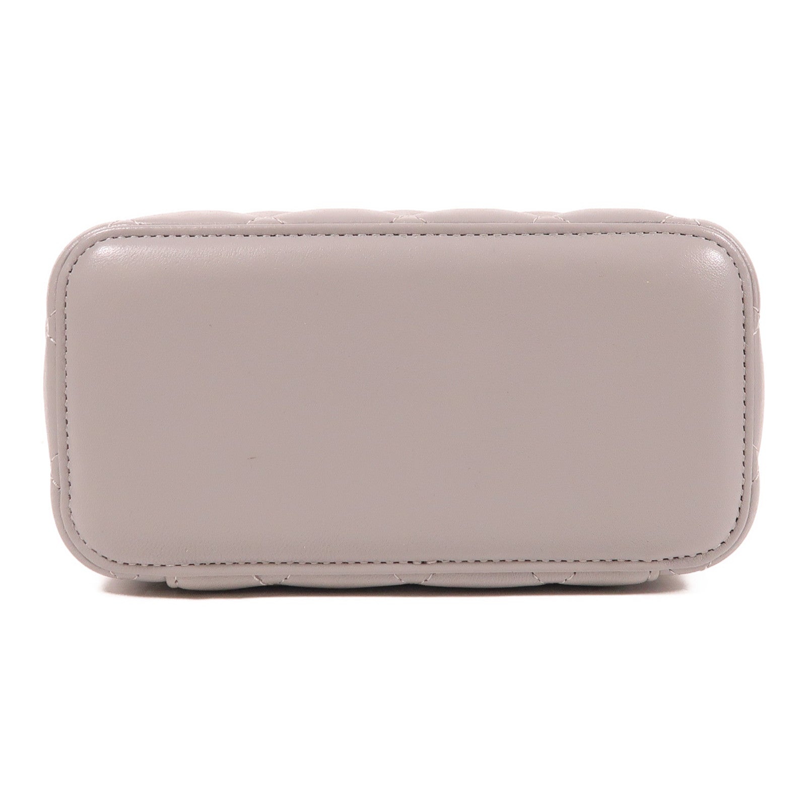 CHANEL 皮革Vanity Case金扣鏈帶肩背袋
