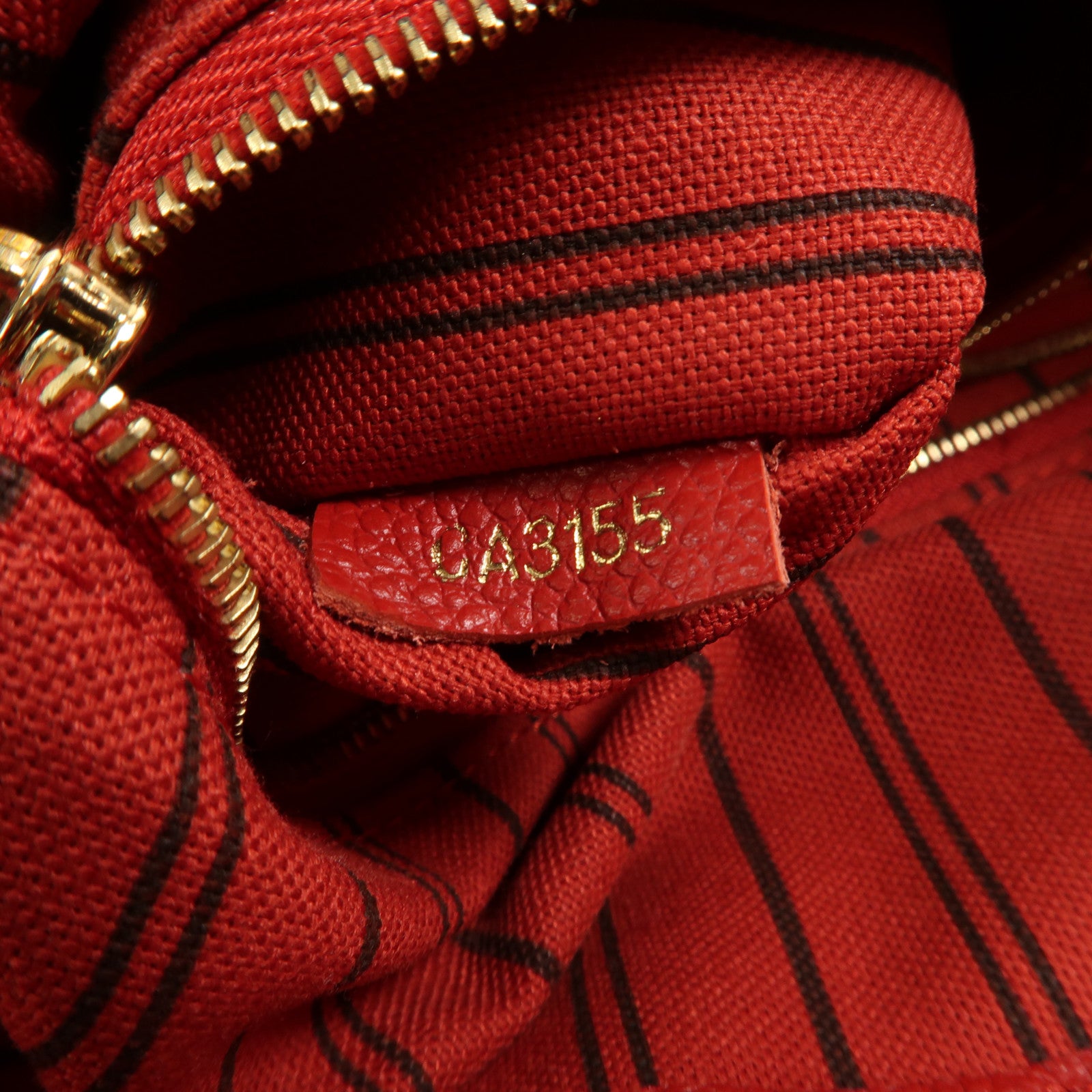 LOUIS VUITTON 【激減優惠】Monogram Empreinte Bagatelle金扣肩背袋