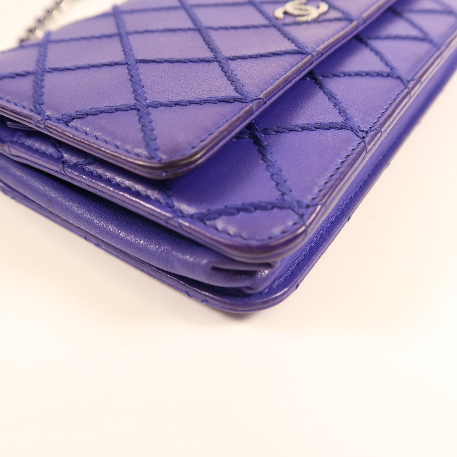 CHANEL 牛皮皮革Wallet On Chain鏈帶肩背袋