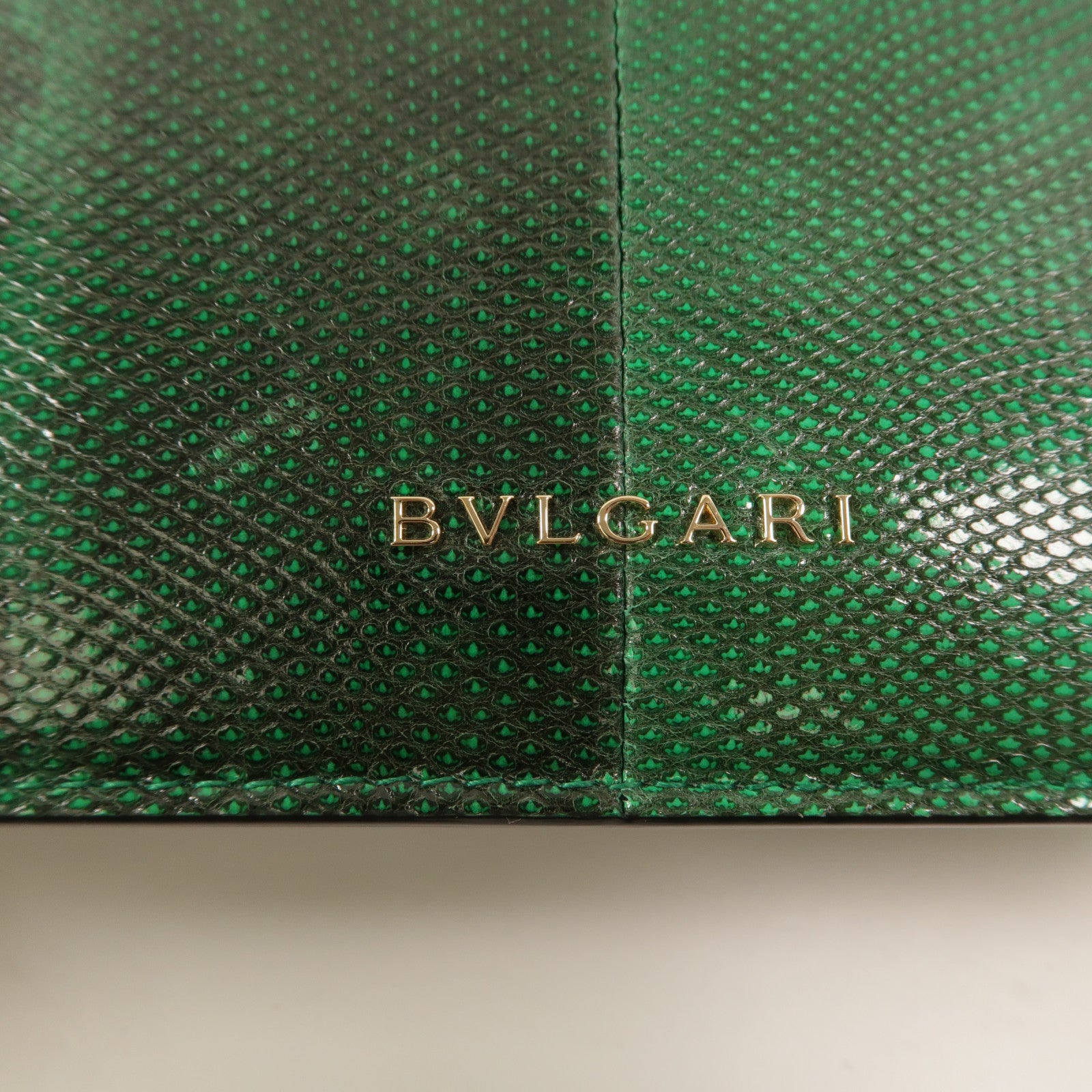 BVLGARI 蜥蝪皮革Serpenti Forever East West鏈帶肩背袋