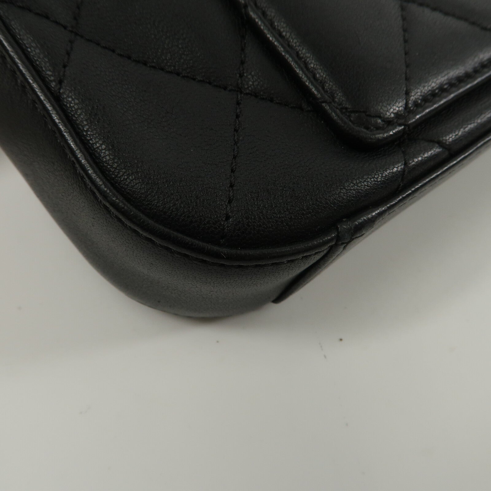 CHANEL 羊皮皮革Chanel 19 Flap Belt Bag腰包
