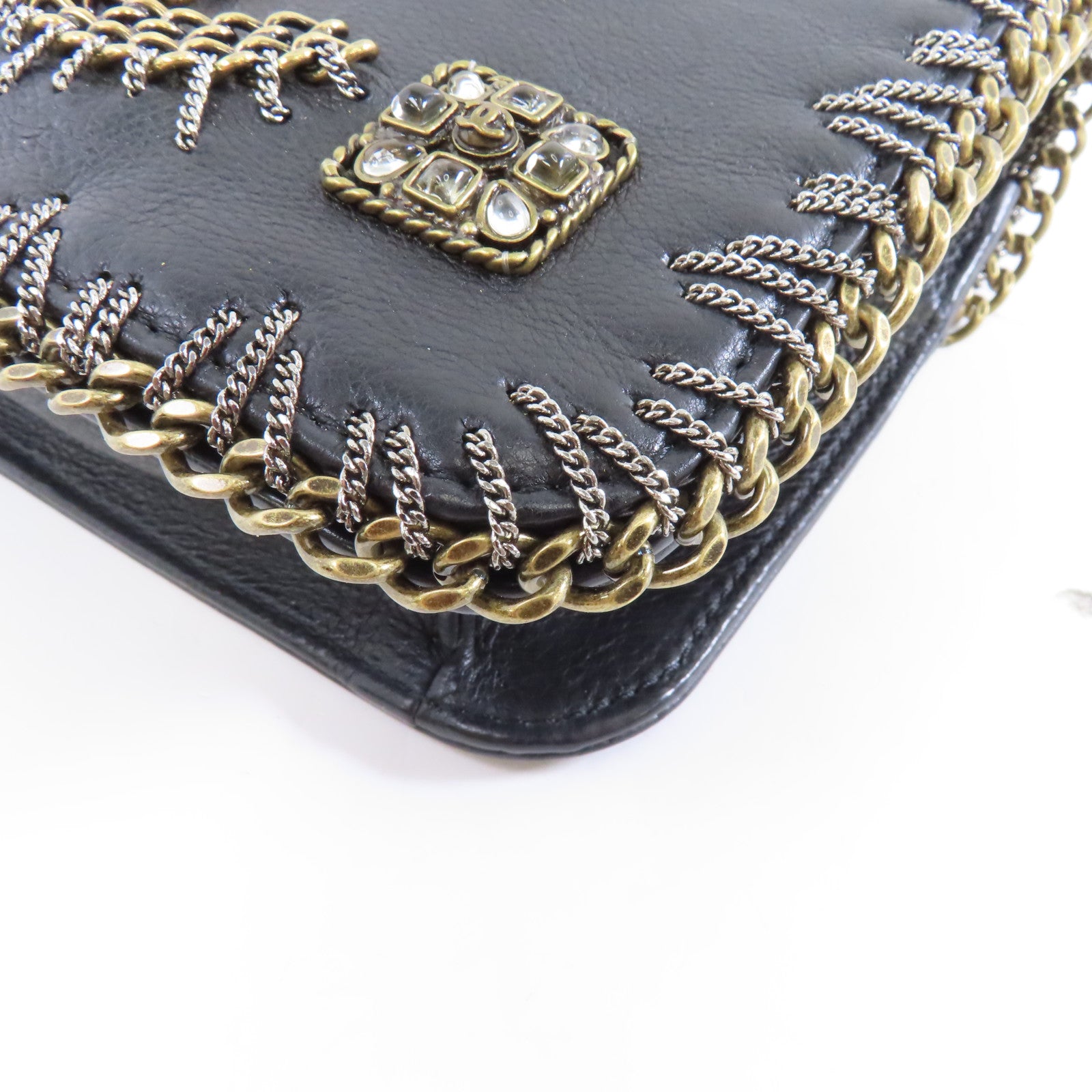 CHANEL 牛皮皮革Chain Shoulder金扣肩背袋黑色