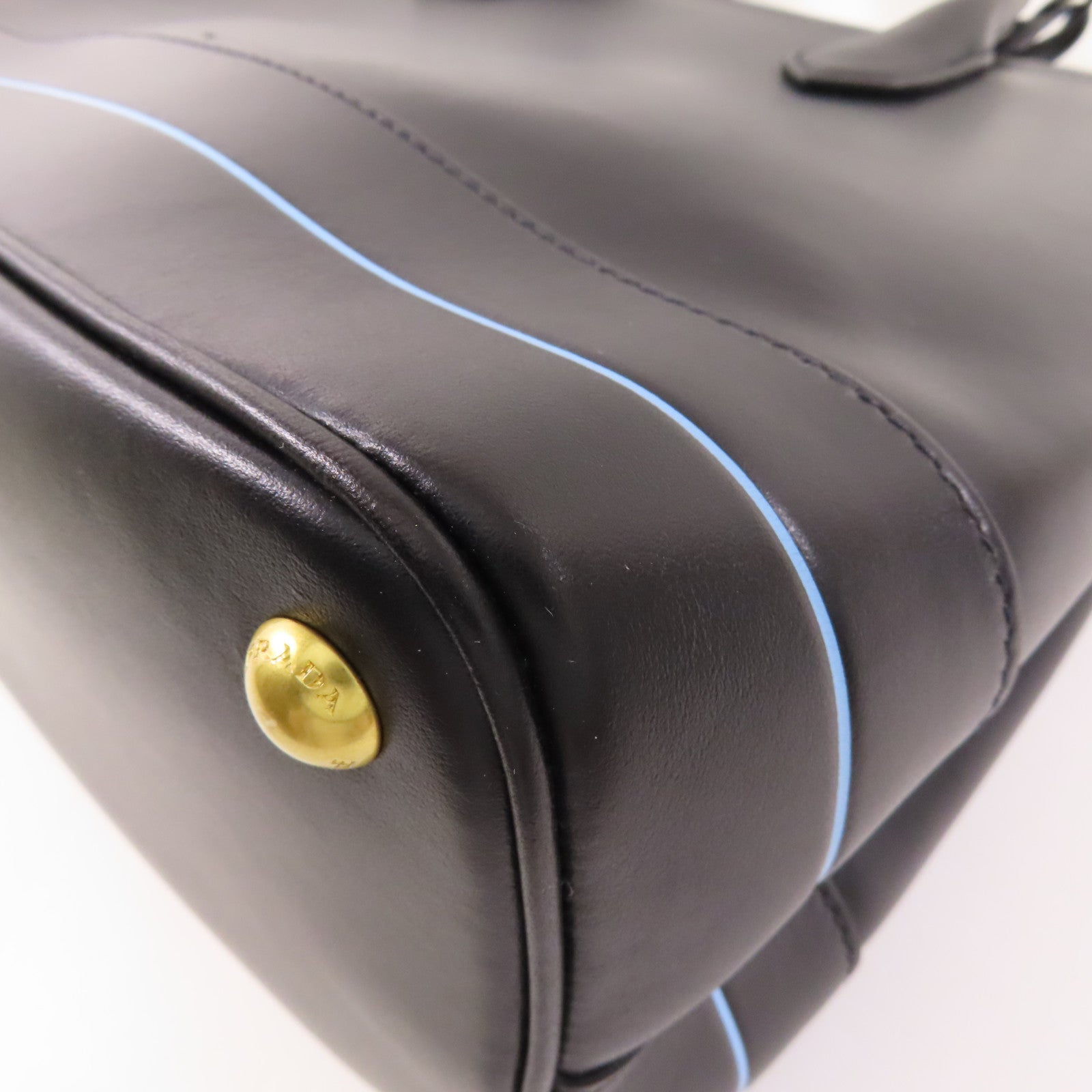 PRADA 牛皮皮革2 Way Bag金扣手挽肩背兩用袋