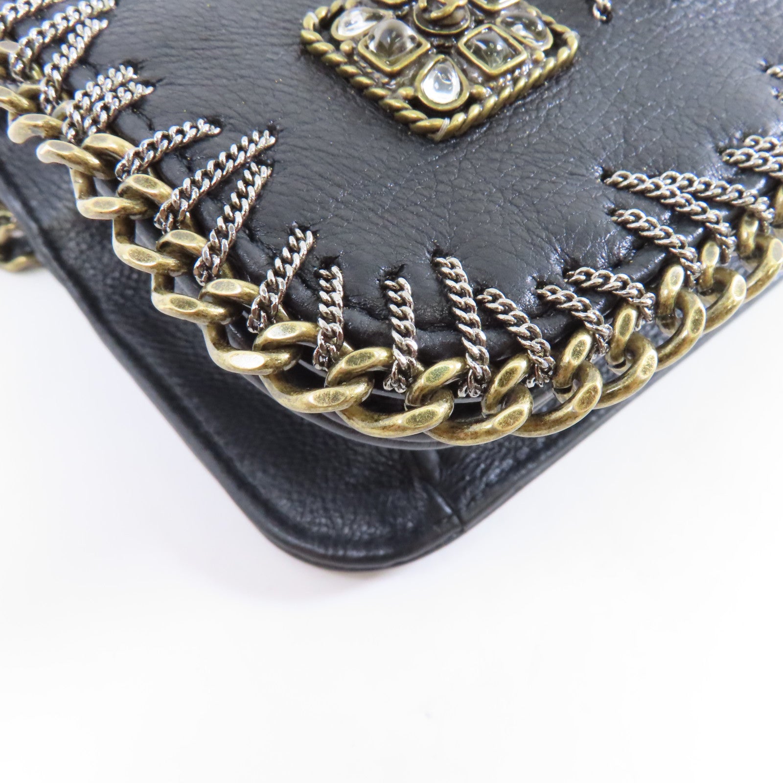 CHANEL 牛皮皮革Chain Shoulder金扣肩背袋黑色