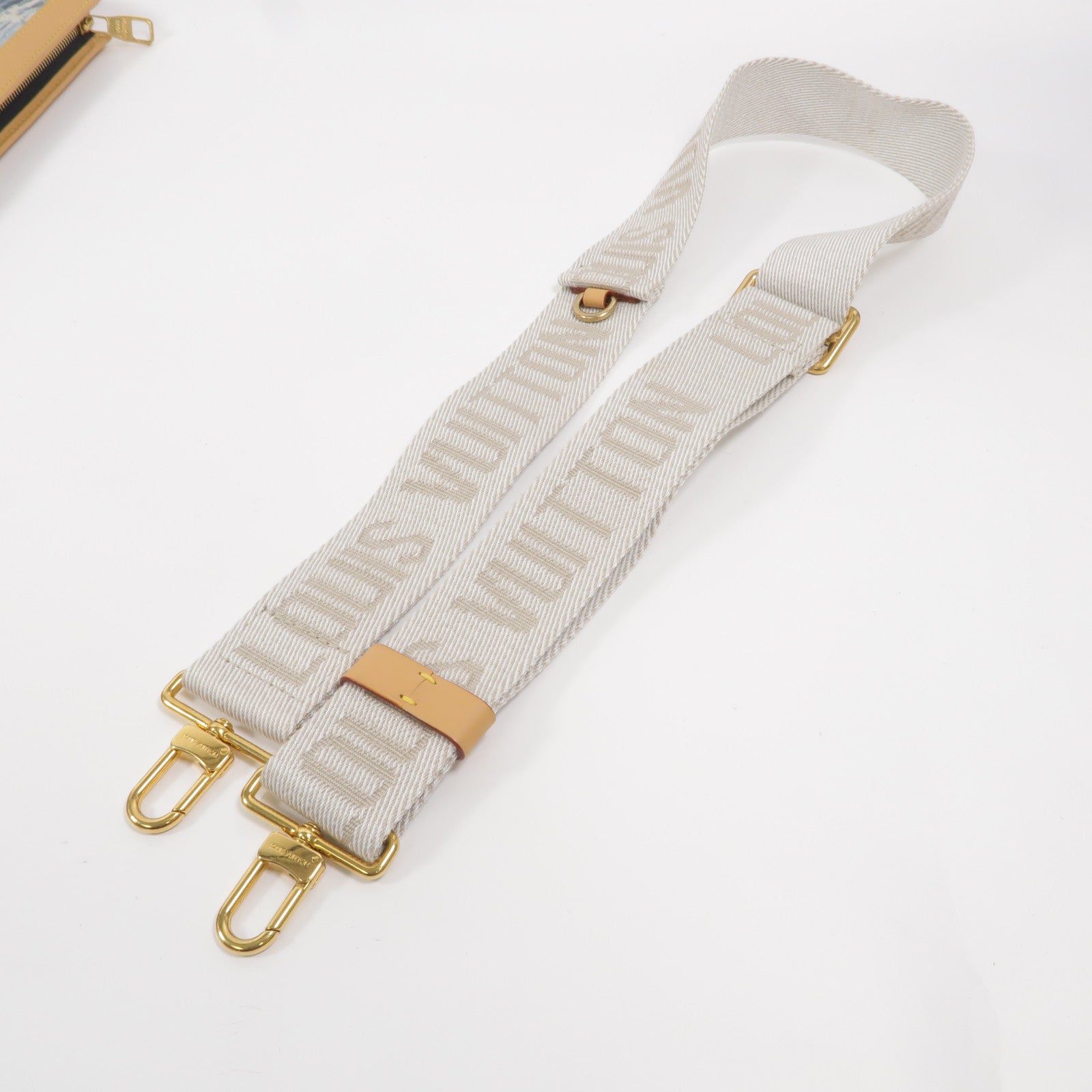 LOUIS VUITTON Monogram Surfin Gaston Wearable Wallet肩背袋