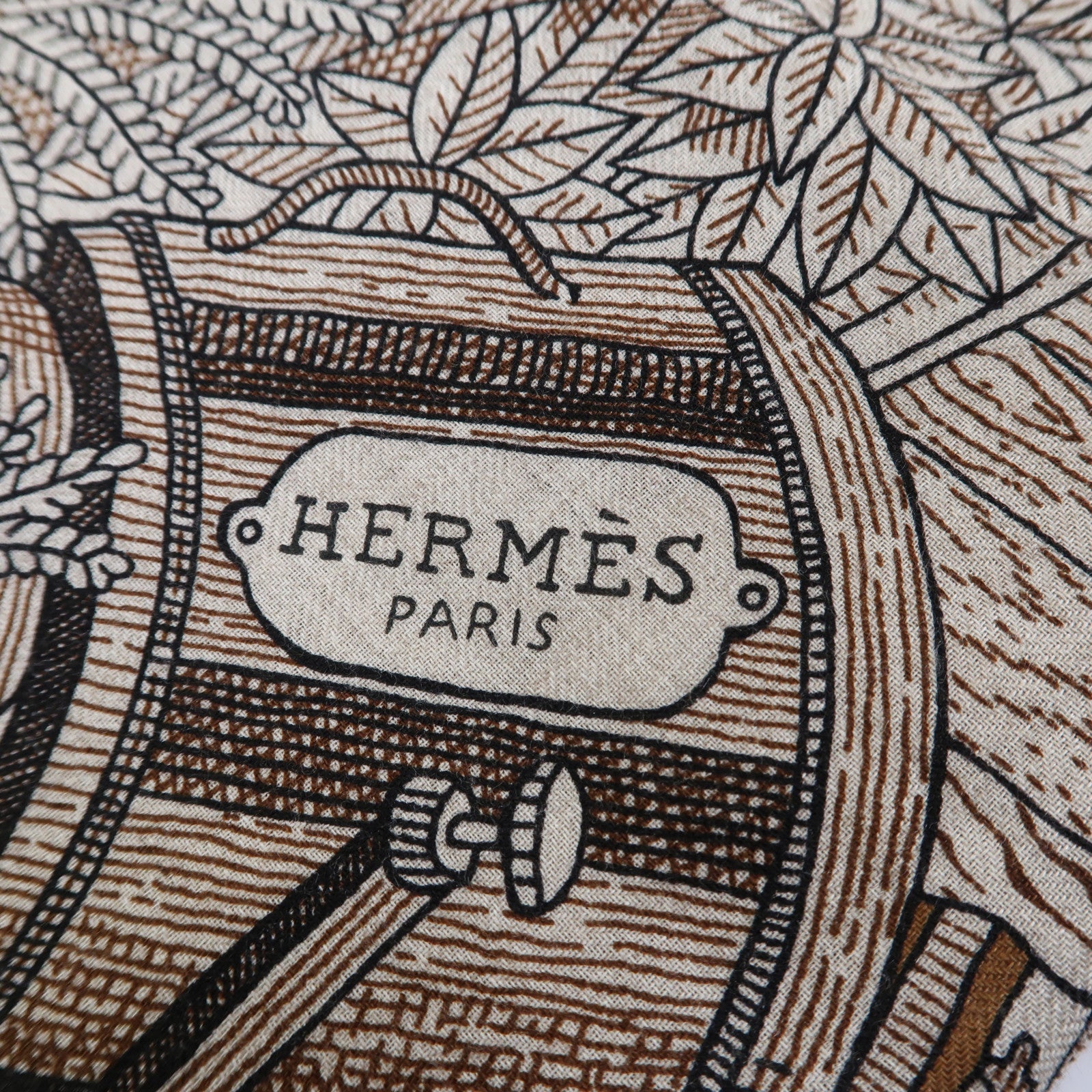 HERMES 羊絨/絲質Scarf圍巾啡色/米色