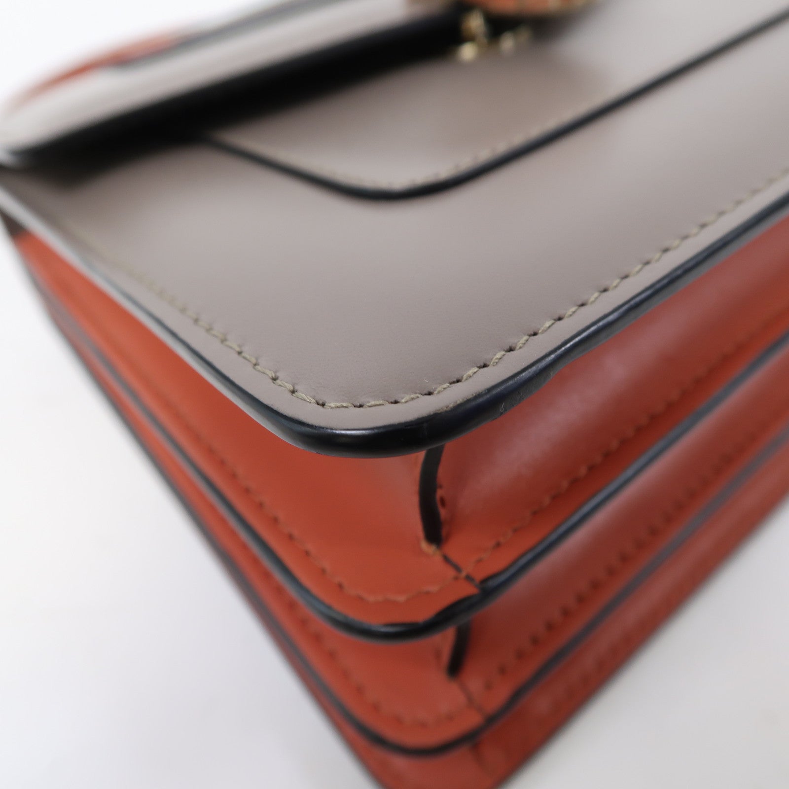 BVLGARI 牛皮皮革Shoulder Bag金扣手挽肩背兩用袋灰色