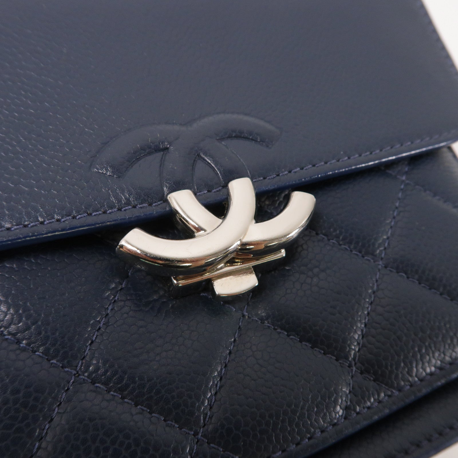 CHANEL 菱格牛皮皮革Chain Shoulder銀扣鏈帶肩背袋藍色