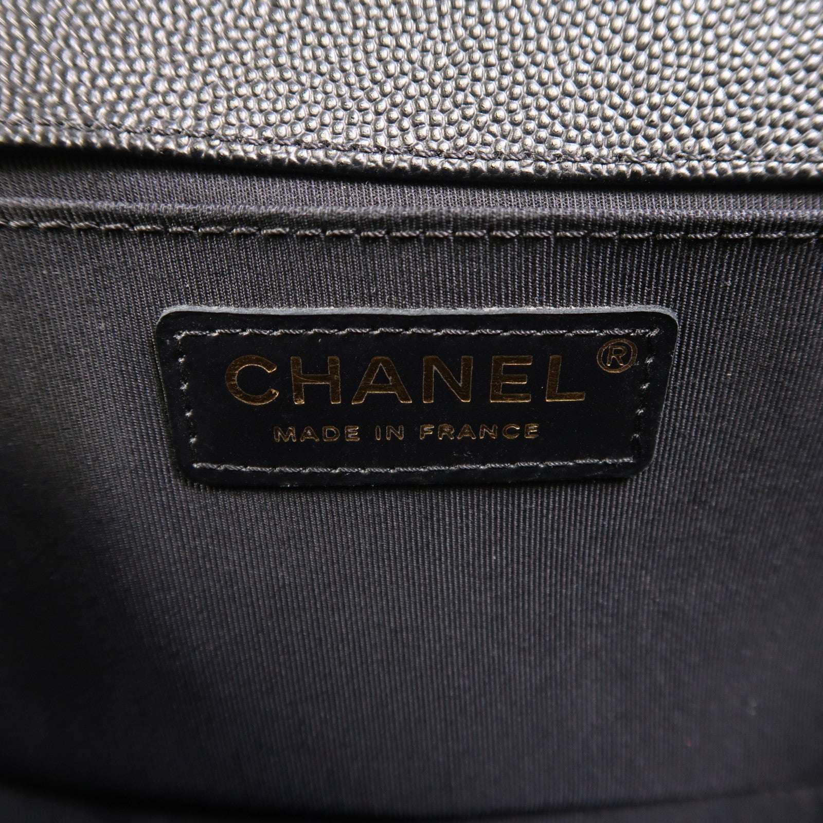 CHANEL 牛皮皮革Boy 25金扣鏈帶肩背袋