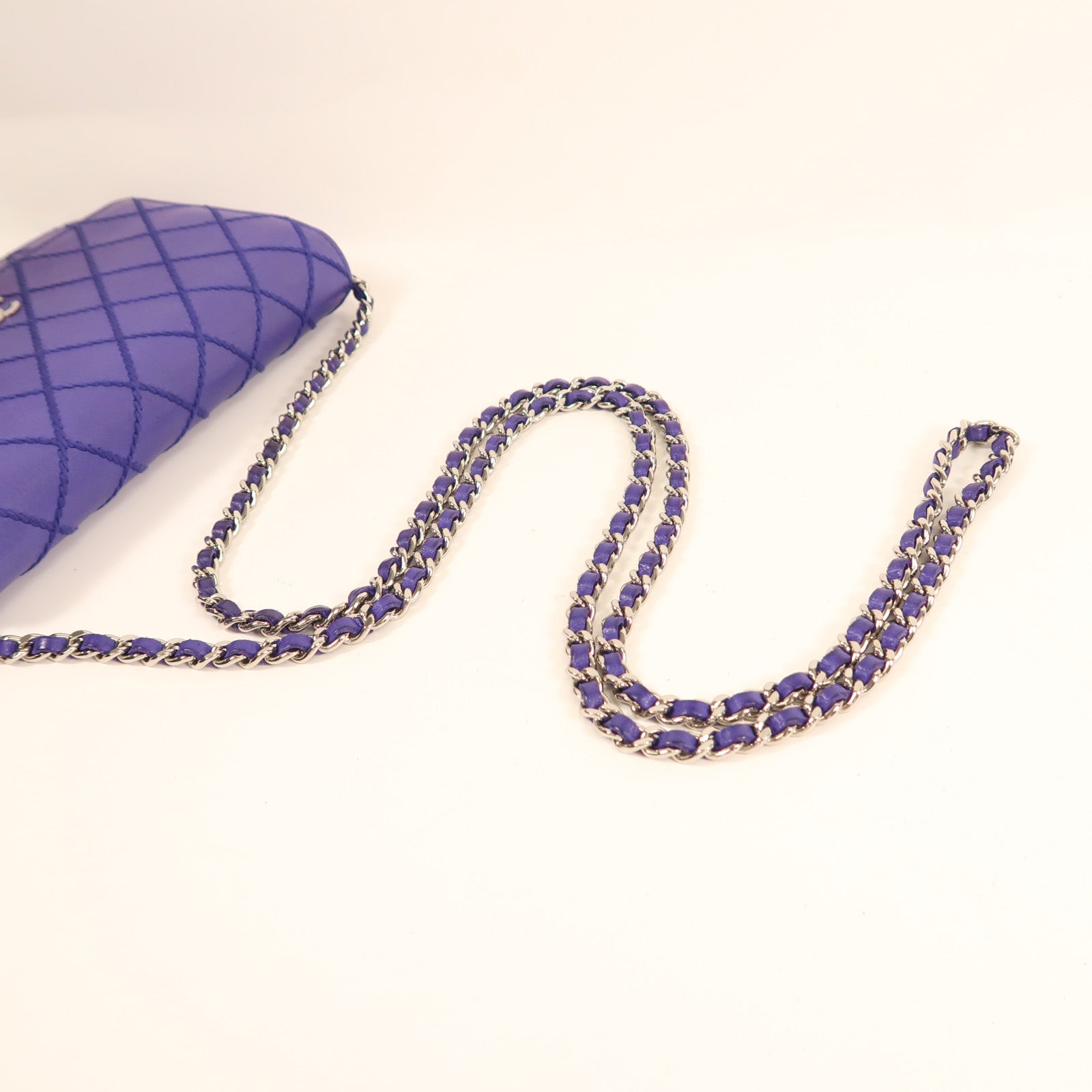 CHANEL 牛皮皮革Wallet On Chain鏈帶肩背袋