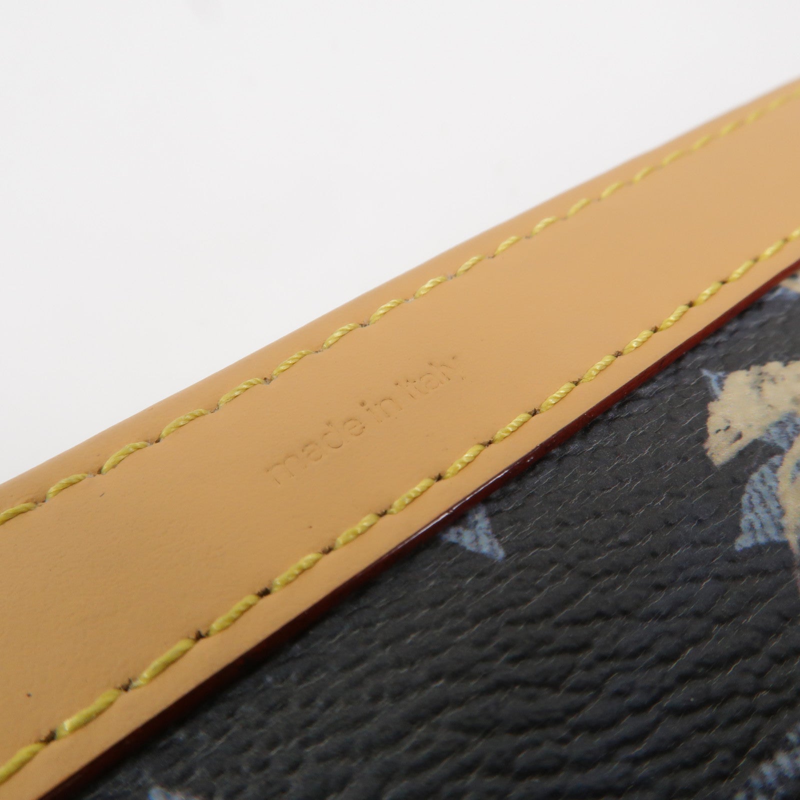 LOUIS VUITTON Monogram Surfin Gaston Wearable Wallet肩背袋