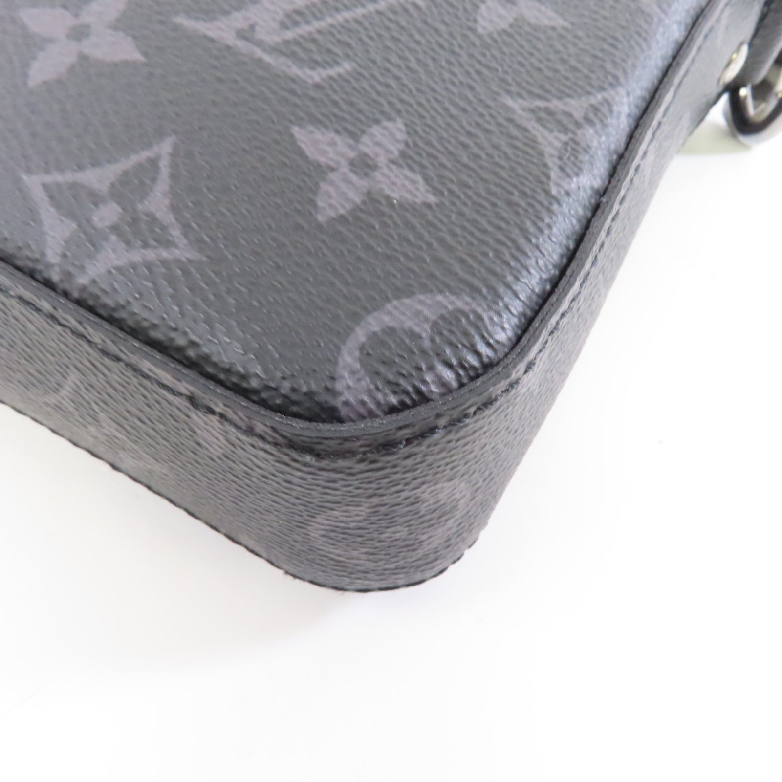 LOUIS VUITTON Monogram Eclipse Trio  Messenger銀扣肩背袋黑色