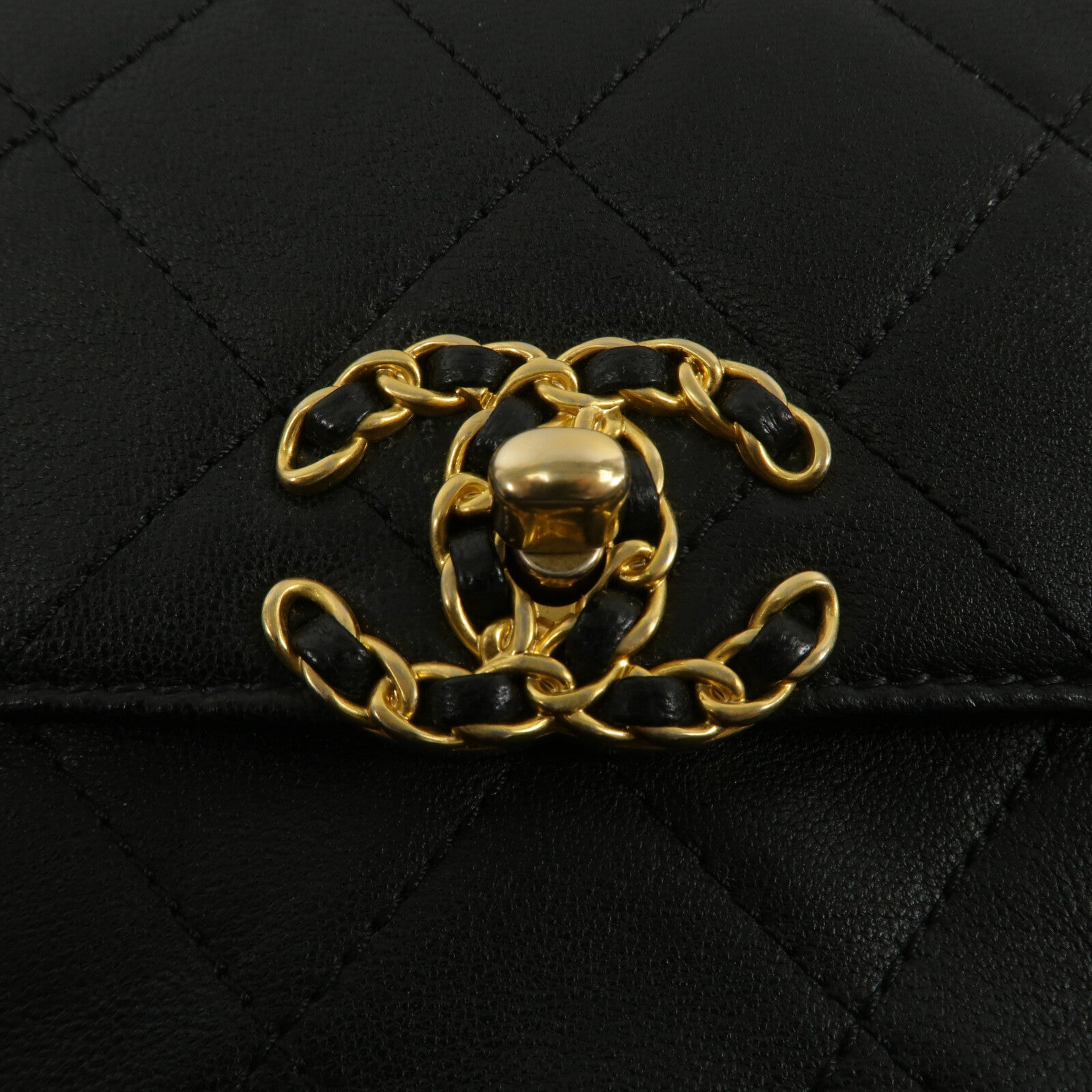 CHANEL 羊皮皮革Chanel 19 Flap Belt Bag腰包