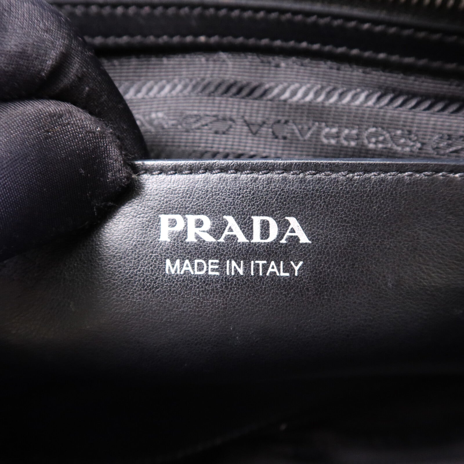 PRADA 【激減優惠】牛皮皮革Shoulder Bag銀扣手挽肩背兩用袋