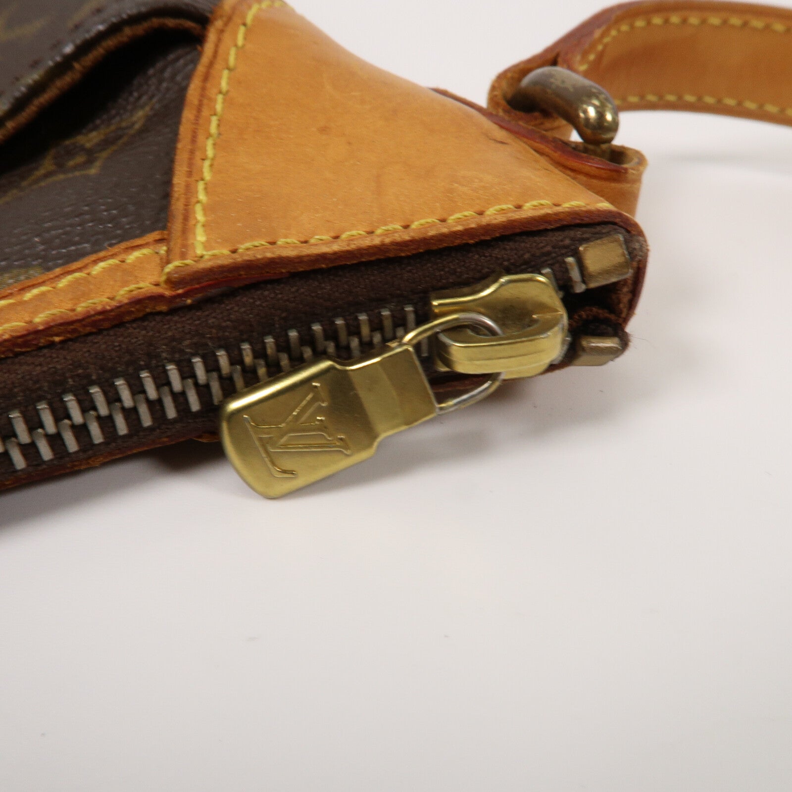 LOUIS VUITTON Monogram Odeon PM肩背袋